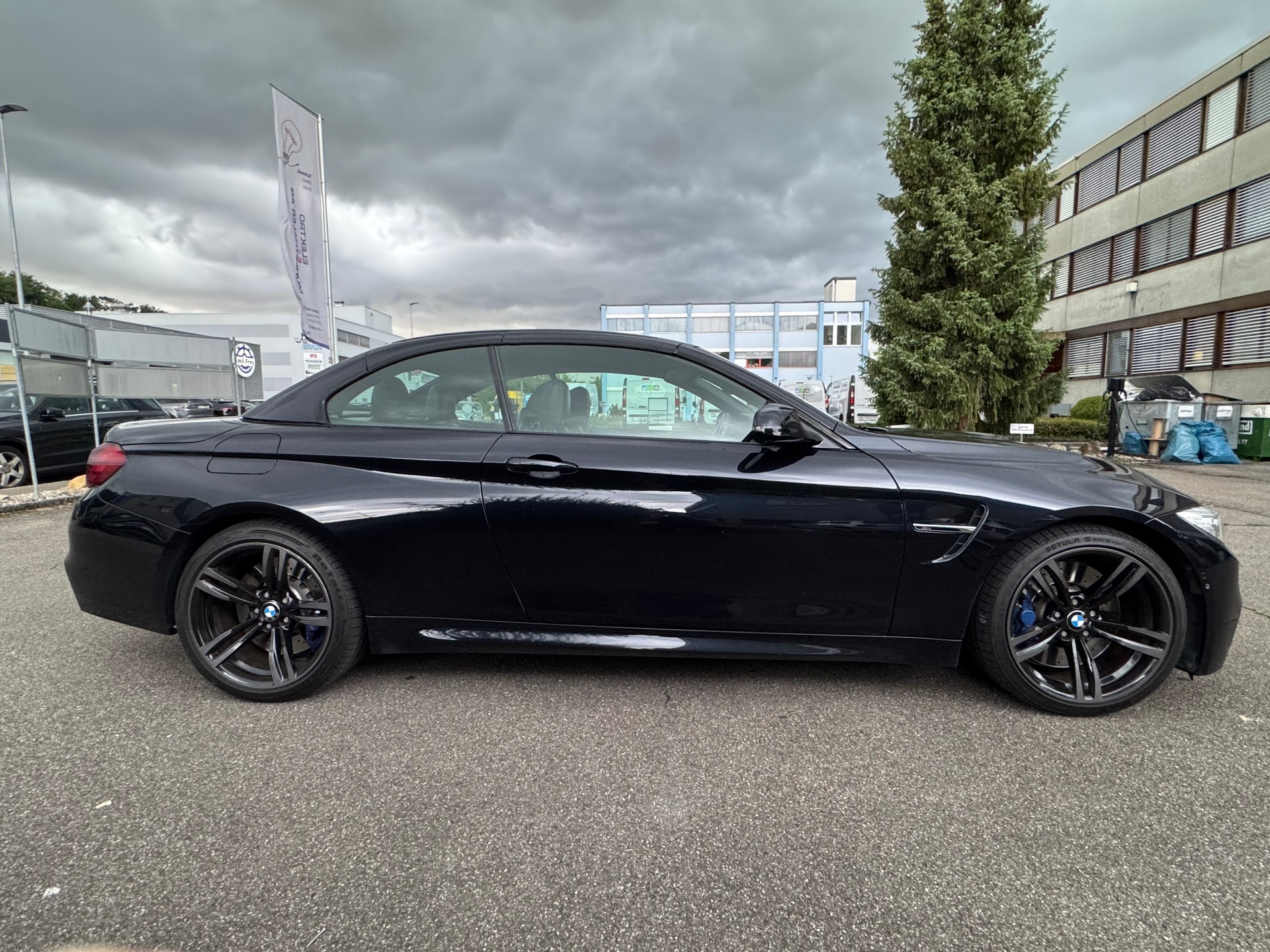 BMW M4-image-5