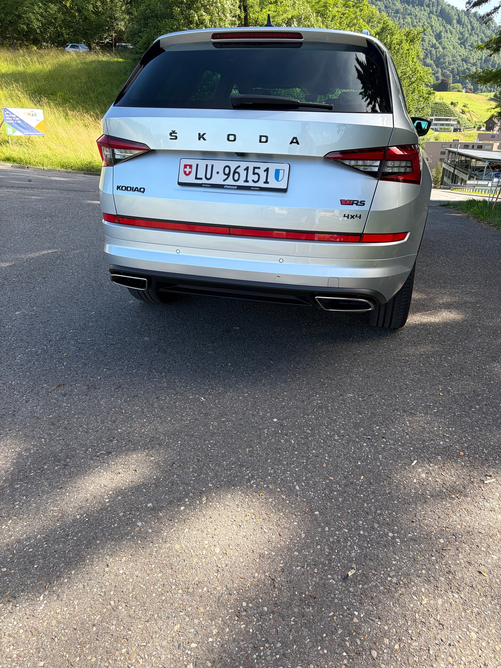 SKODA 2.0 Bi-TDI 240 RS DSG-image-2