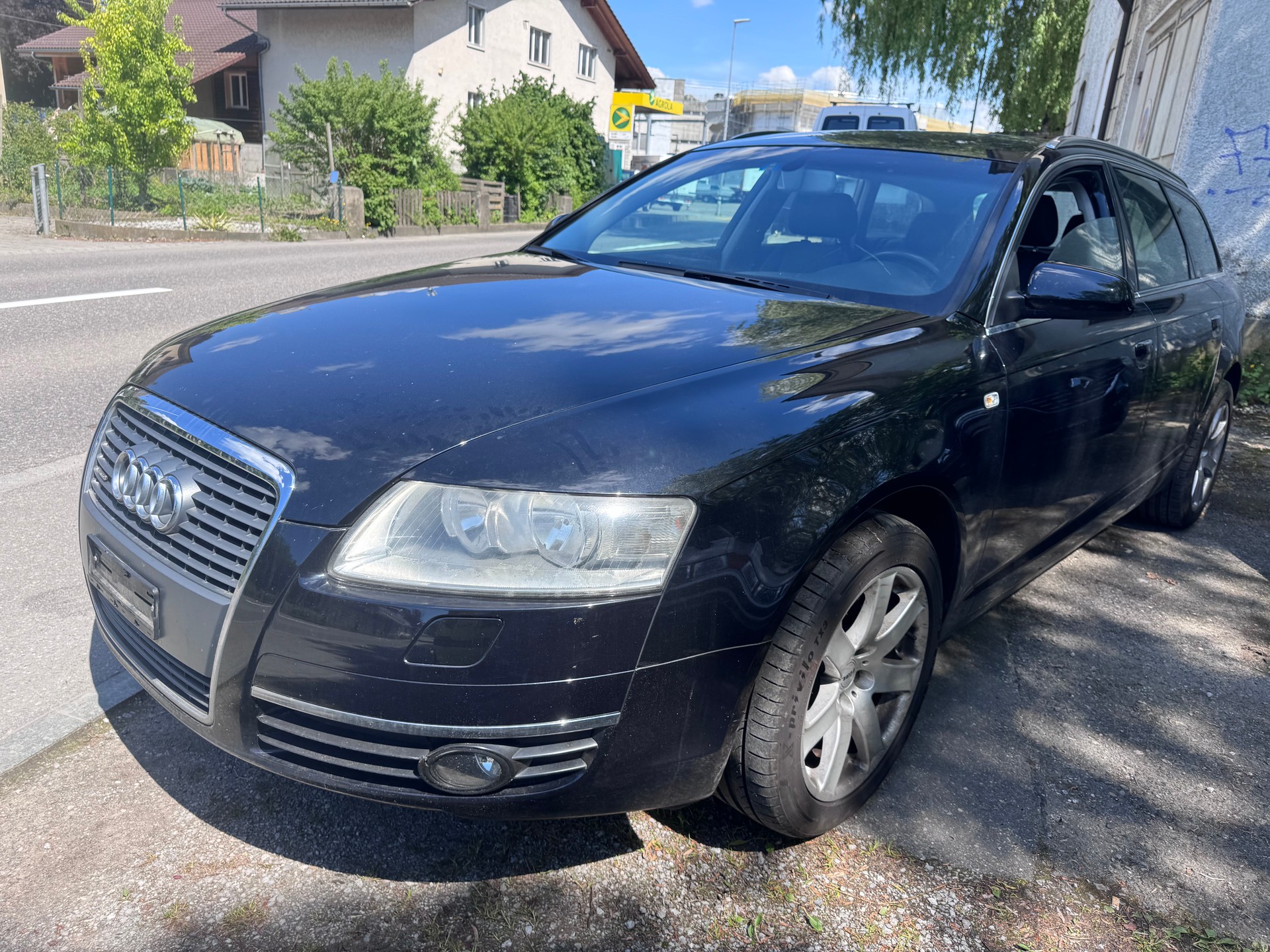 AUDI A6 Avant 3.2 V6 FSI quattro-image-1