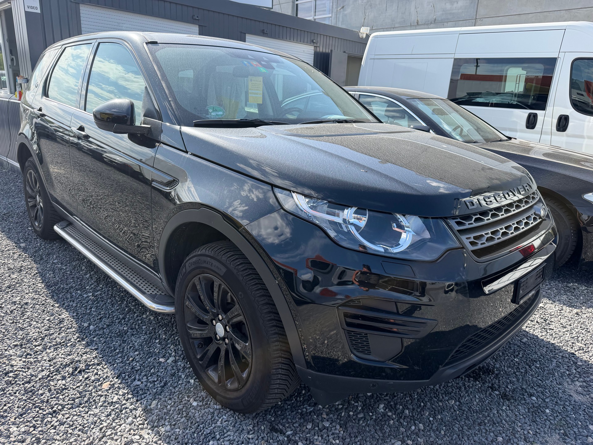 LAND ROVER Discovery Sport 2.0 TD4 HSE AT9-image-0