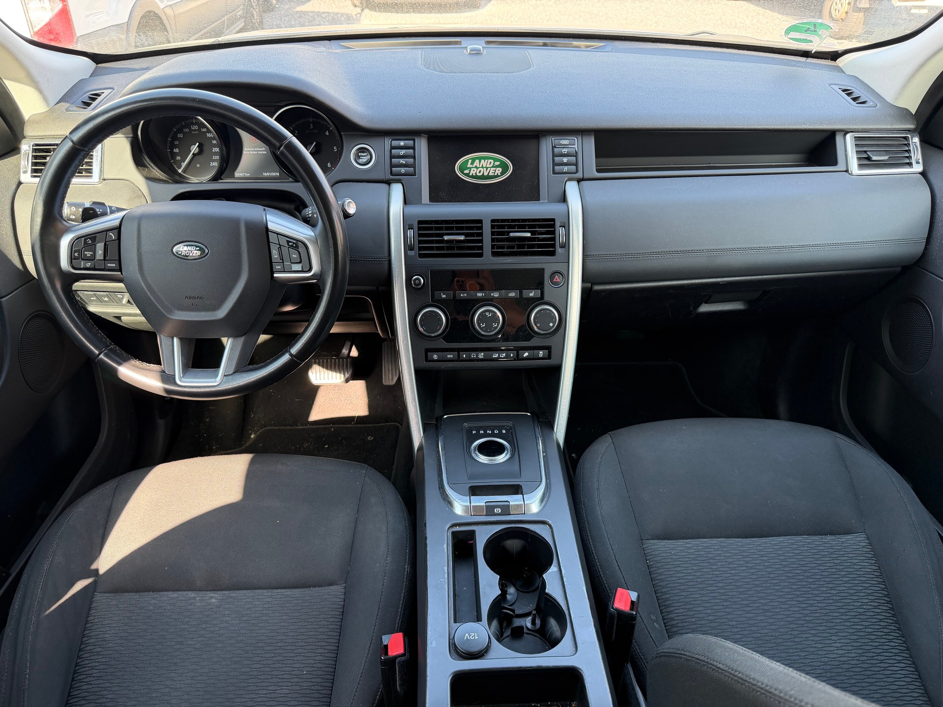 LAND ROVER Discovery Sport 2.0 TD4 HSE AT9-image-9