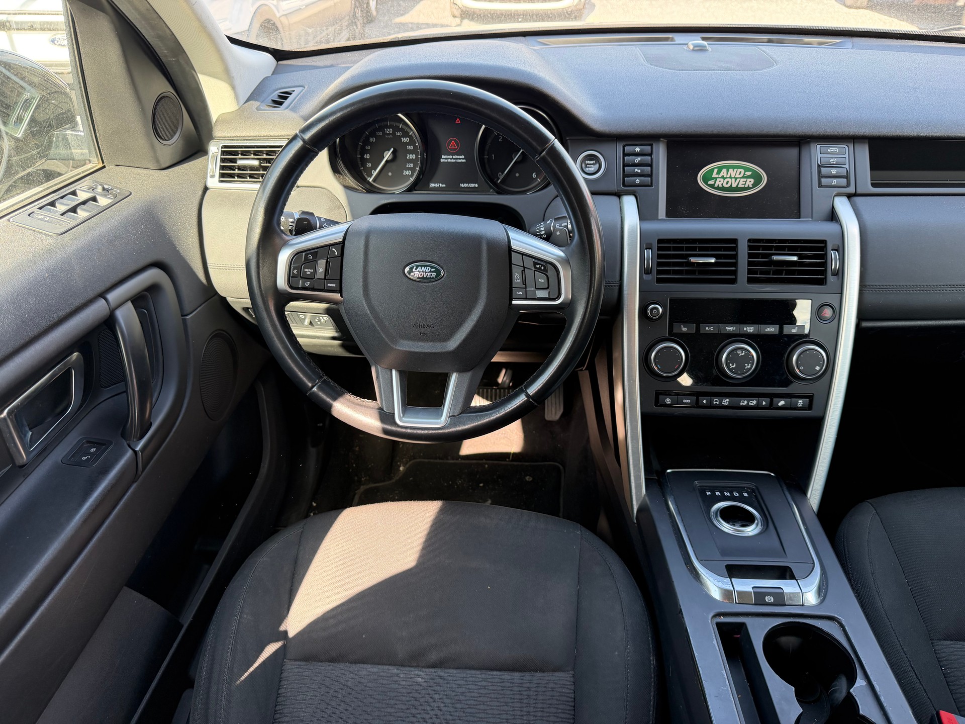 LAND ROVER Discovery Sport 2.0 TD4 HSE AT9-image-10