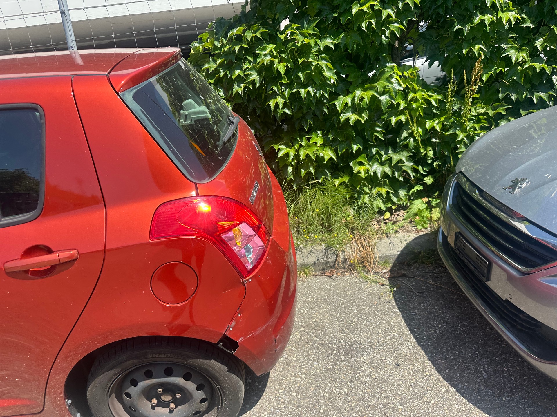 SUZUKI Swift 1.3i 16V GL Top-image-7