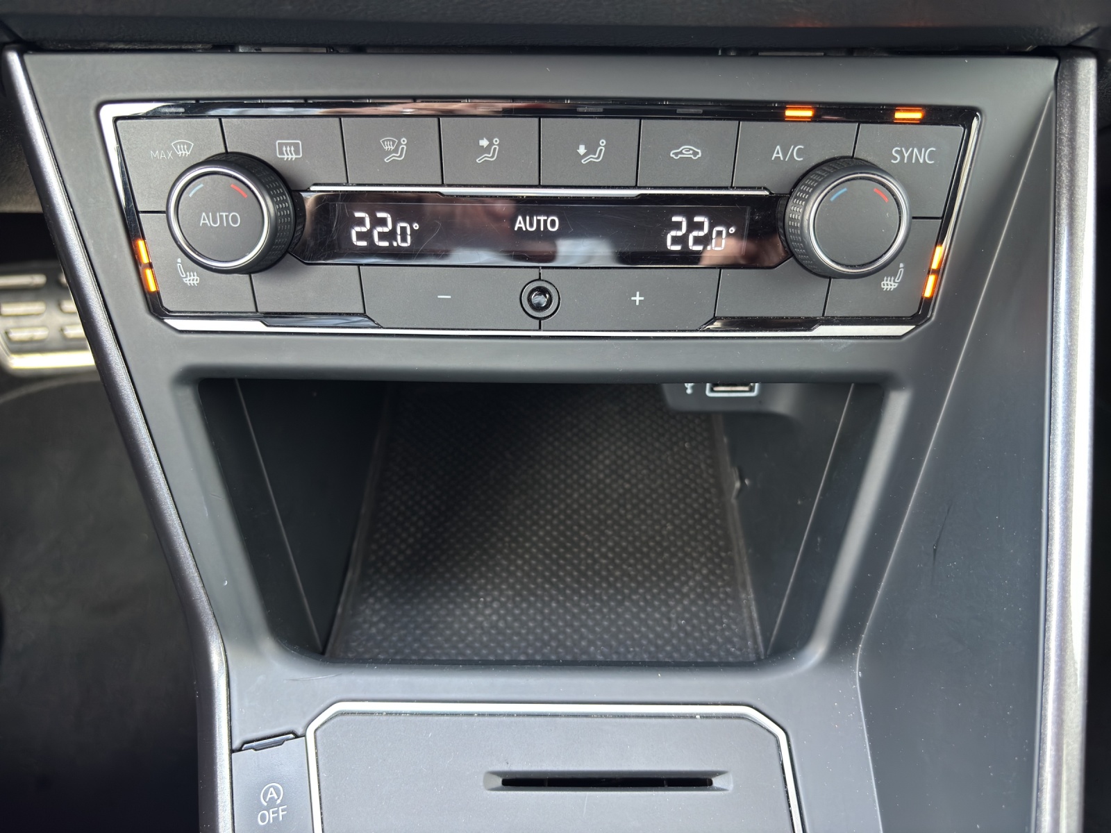 VW Polo 2.0 TSI GTI DSG mit Navi & Winterräder-image-15
