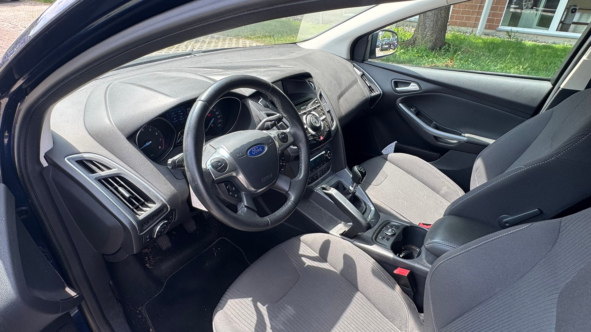 FORD Focus 1.6 SCTi Titanium-image-5