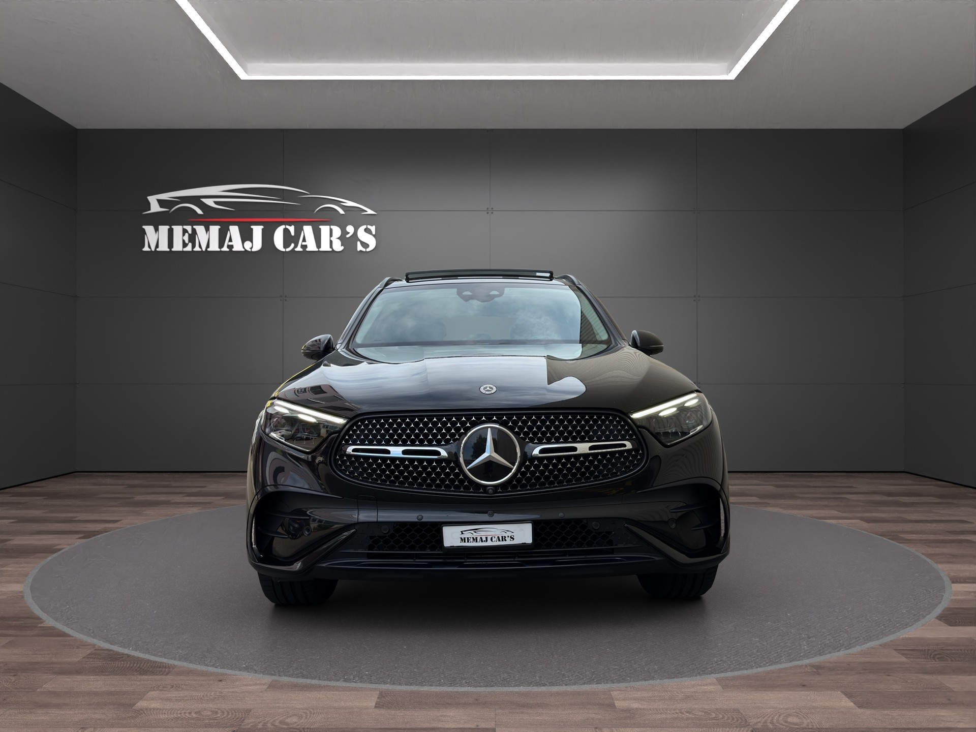 MERCEDES-BENZ GLC 220 d AMG Line Plus 4Matic 9G-Tronic Pano/AHK-image-0