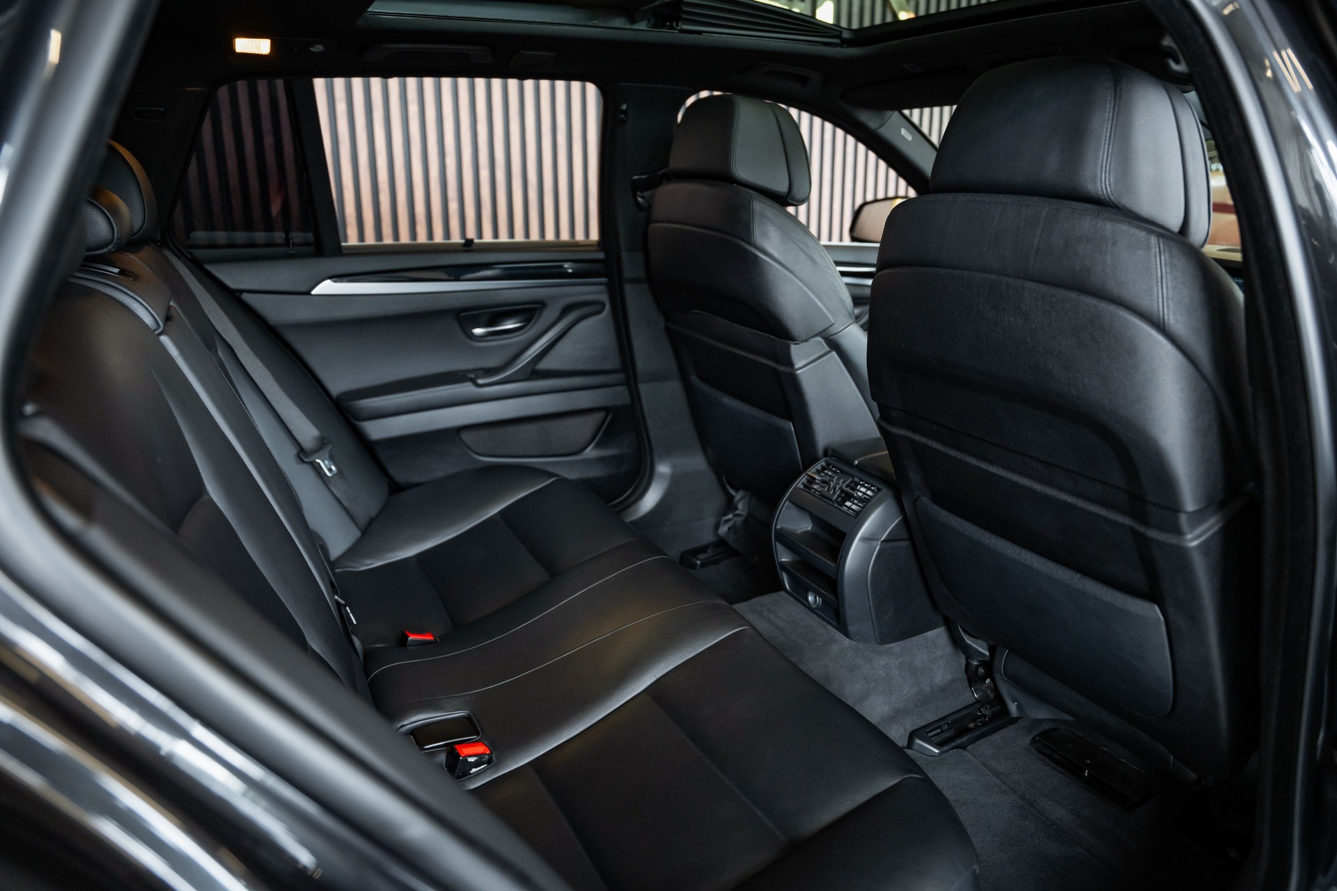 BMW 535i xDrive Touring Steptronic M-Sportpaket-image-18