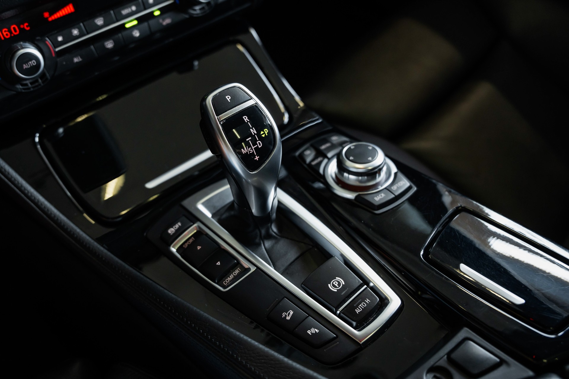 BMW 535i xDrive Touring Steptronic M-Sportpaket-image-33