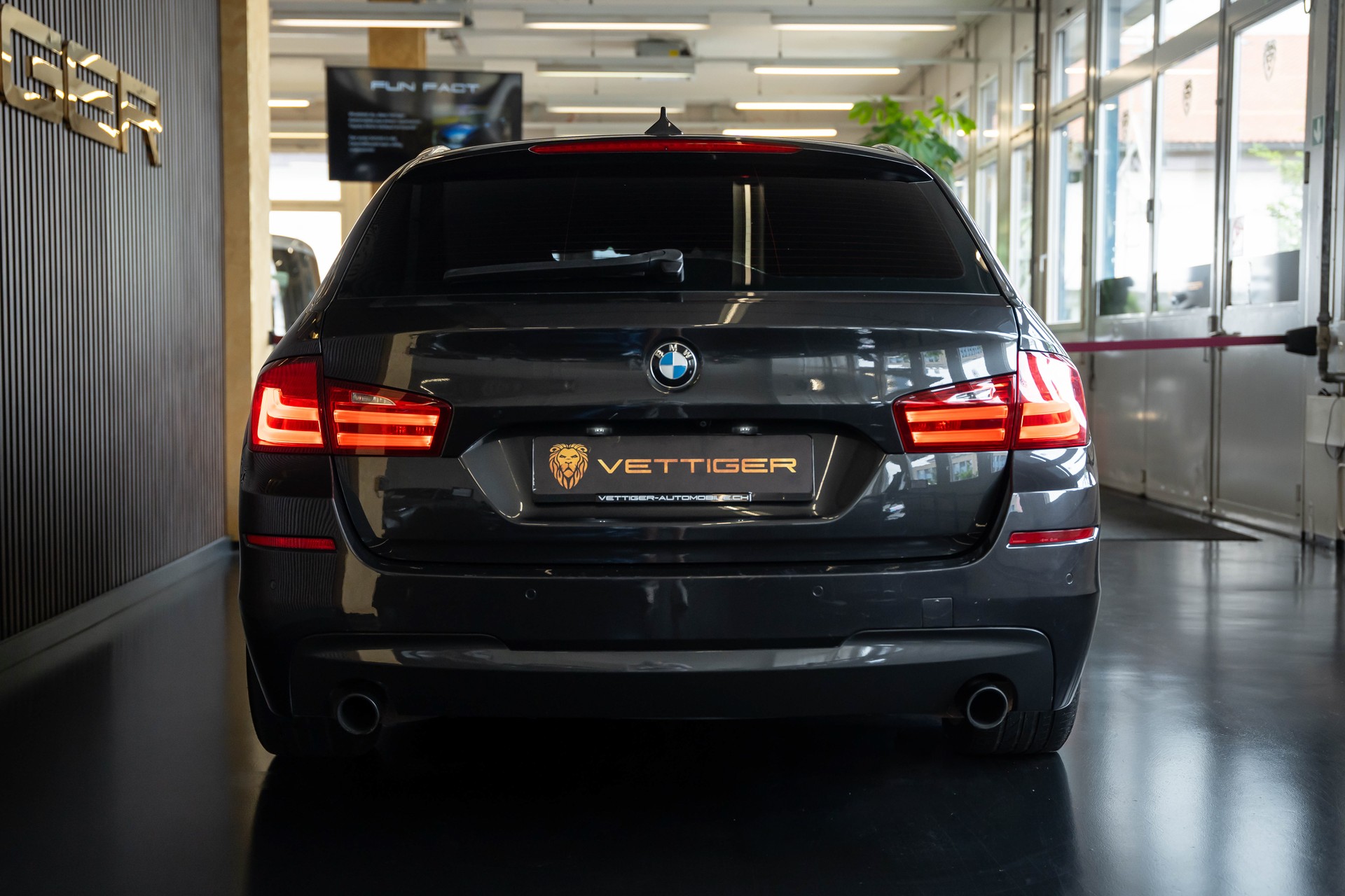 BMW 535i xDrive Touring Steptronic M-Sportpaket-image-4