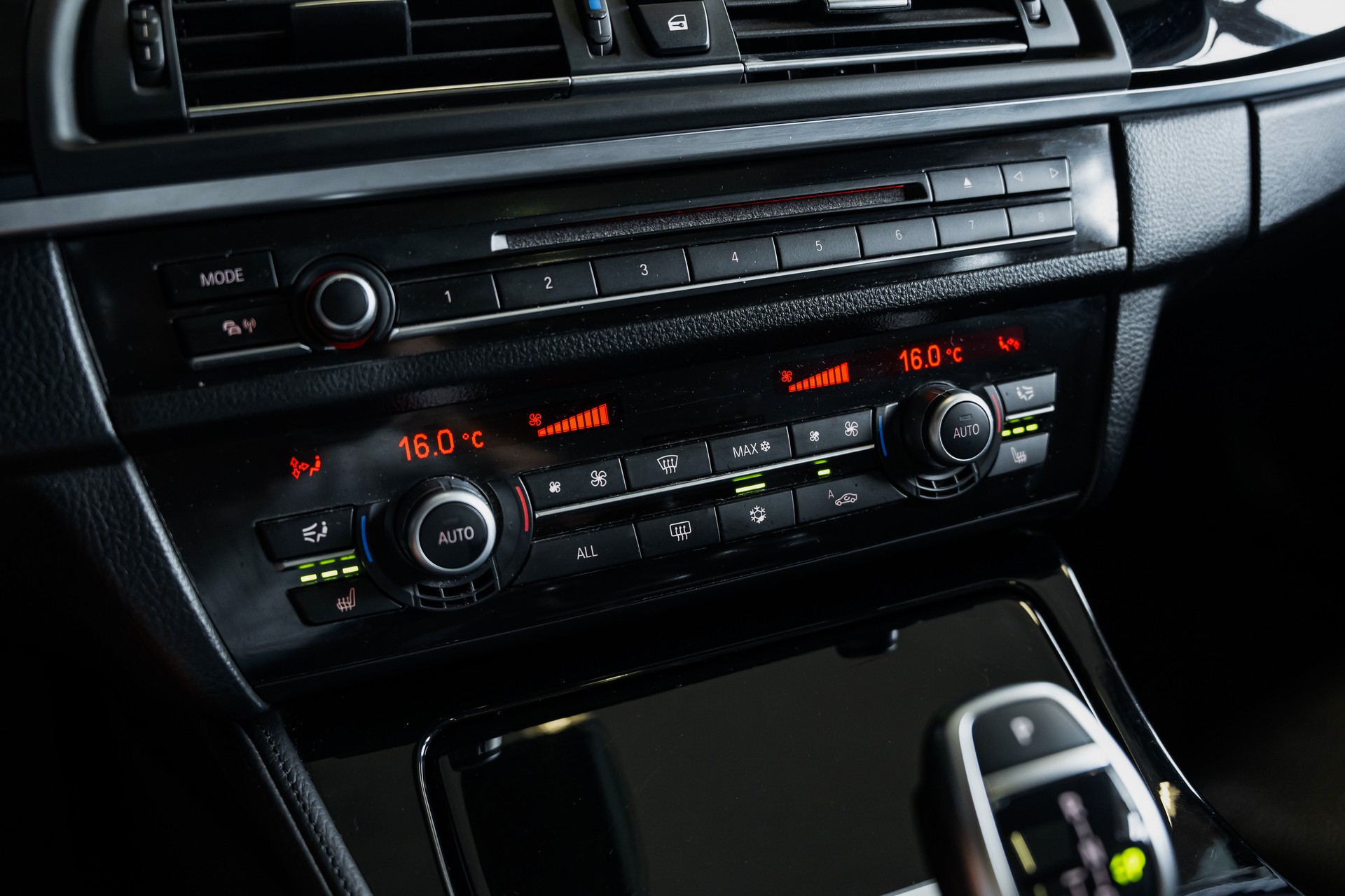 BMW 535i xDrive Touring Steptronic M-Sportpaket-image-23