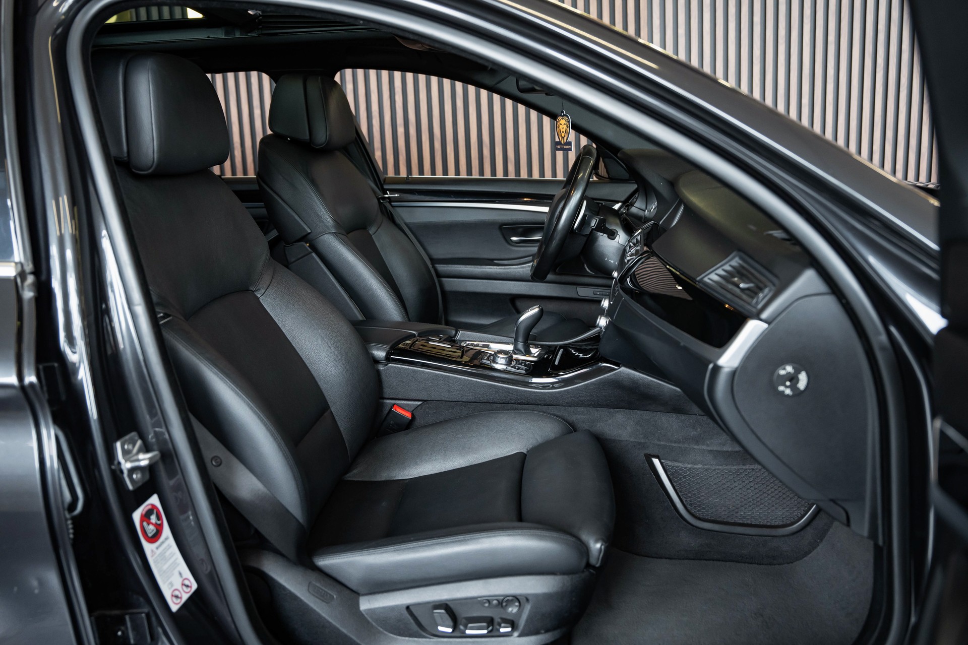 BMW 535i xDrive Touring Steptronic M-Sportpaket-image-15