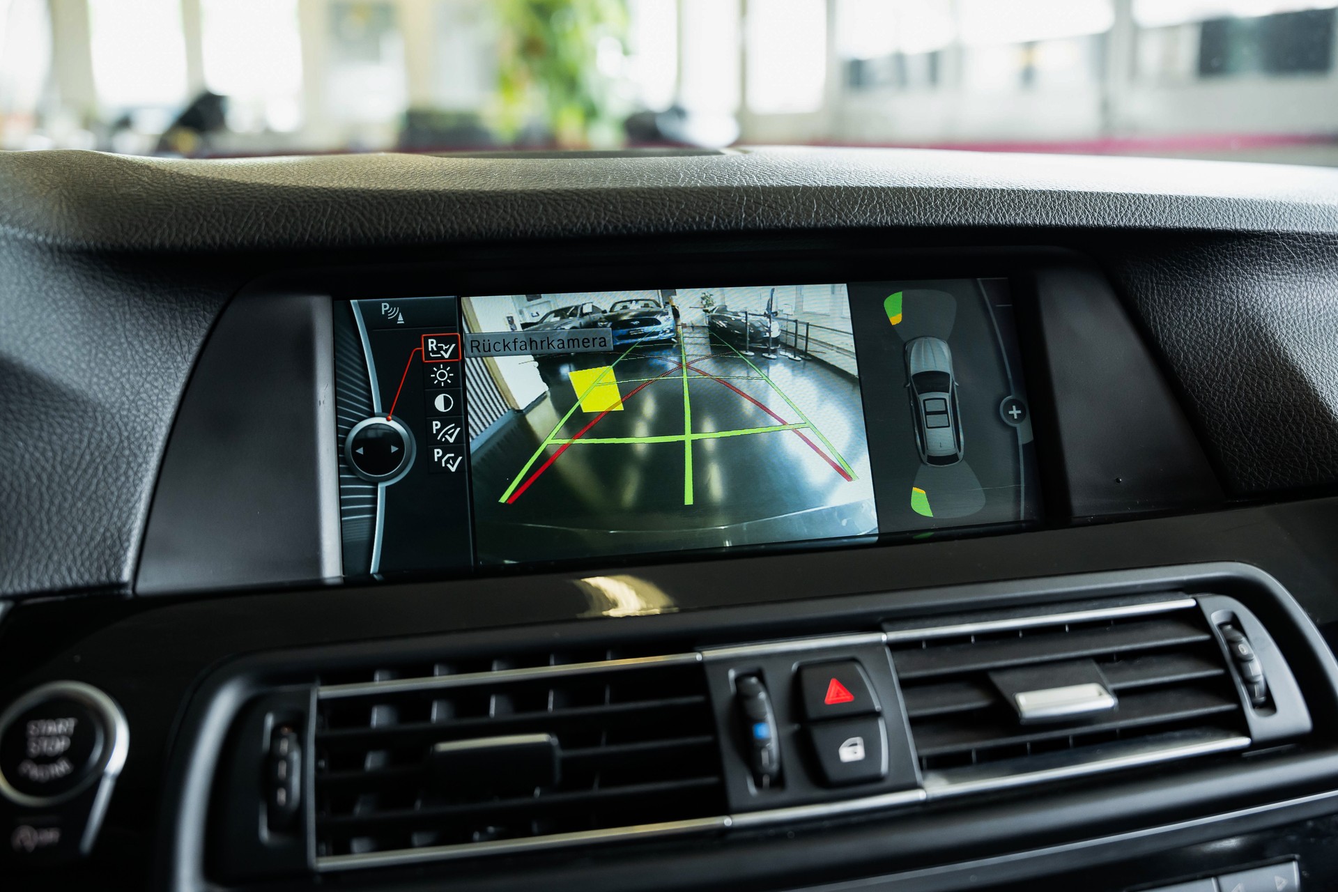 BMW 535i xDrive Touring Steptronic M-Sportpaket-image-21