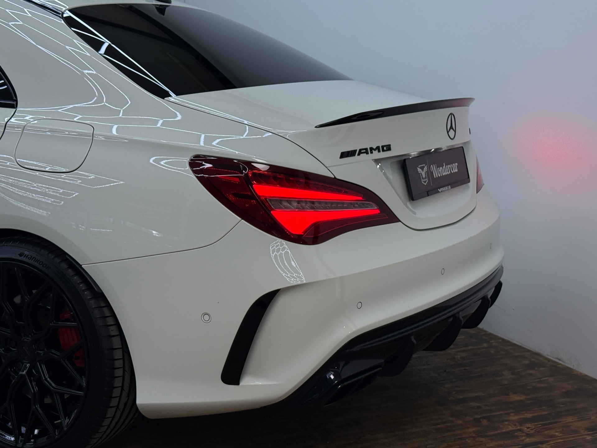 MERCEDES-BENZ CLA 45 AMG 4Matic Speedshift-image-10