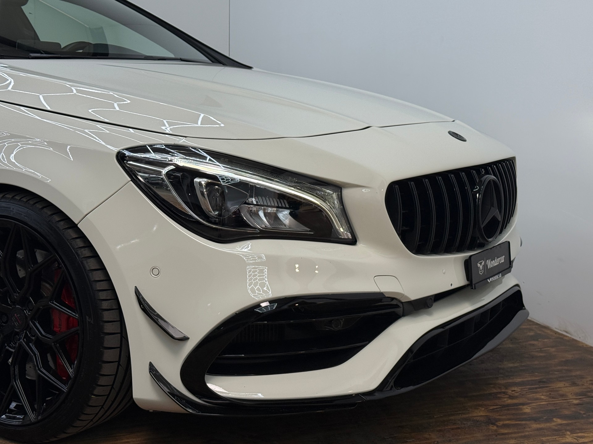 MERCEDES-BENZ CLA 45 AMG 4Matic Speedshift-image-1