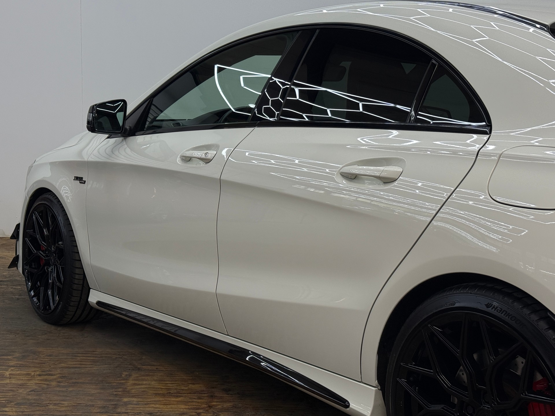 MERCEDES-BENZ CLA 45 AMG 4Matic Speedshift-image-8