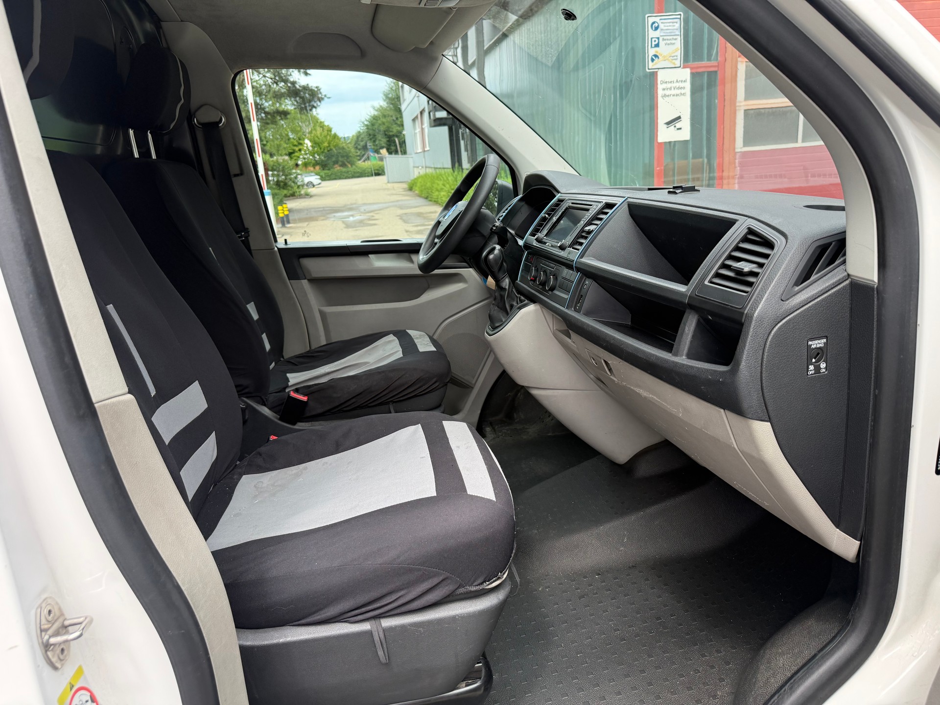 VW T6 2.0 Bi-TDI 4Motion DSG-image-11