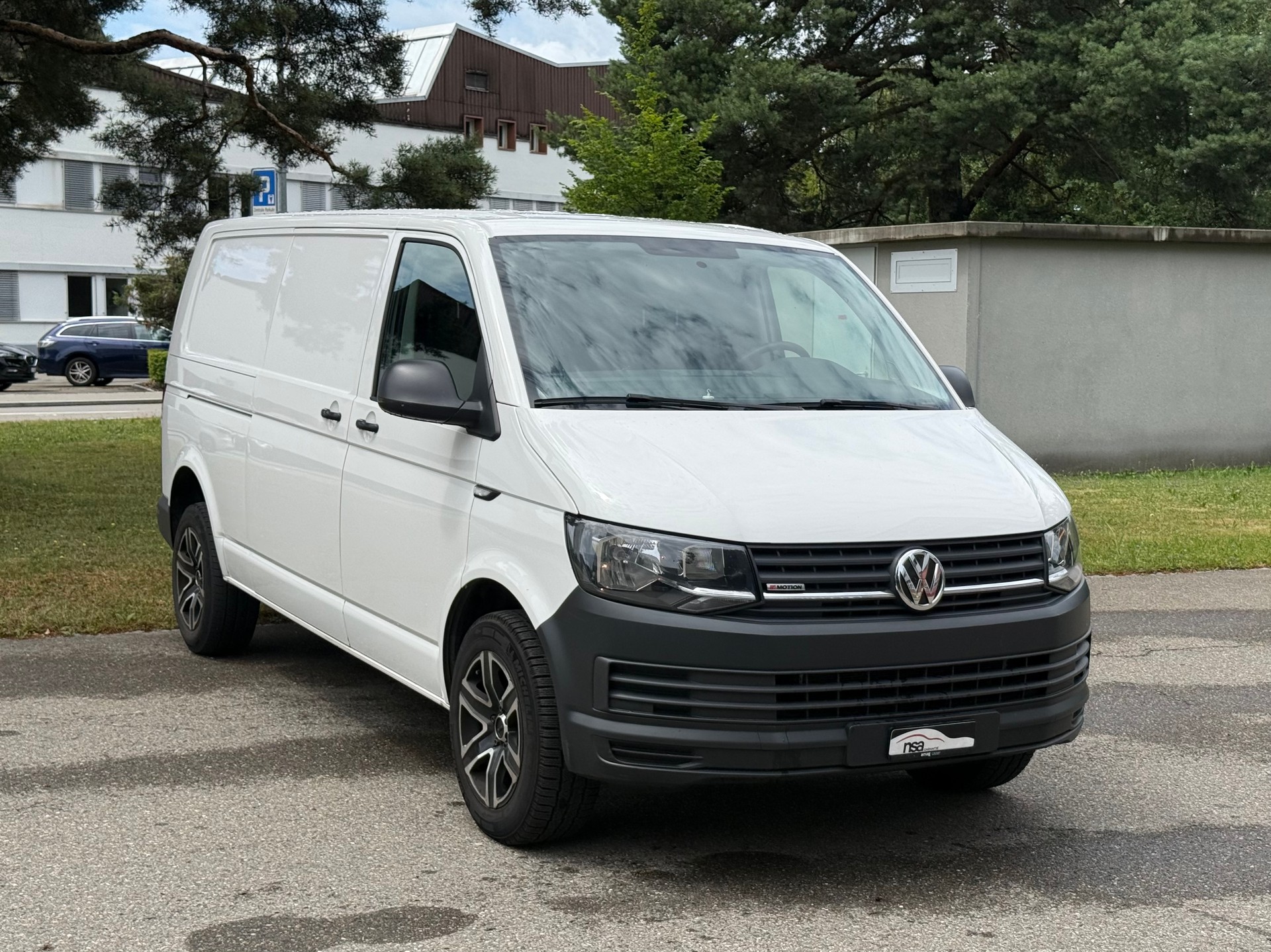 VW T6 2.0 Bi-TDI 4Motion DSG-image-2
