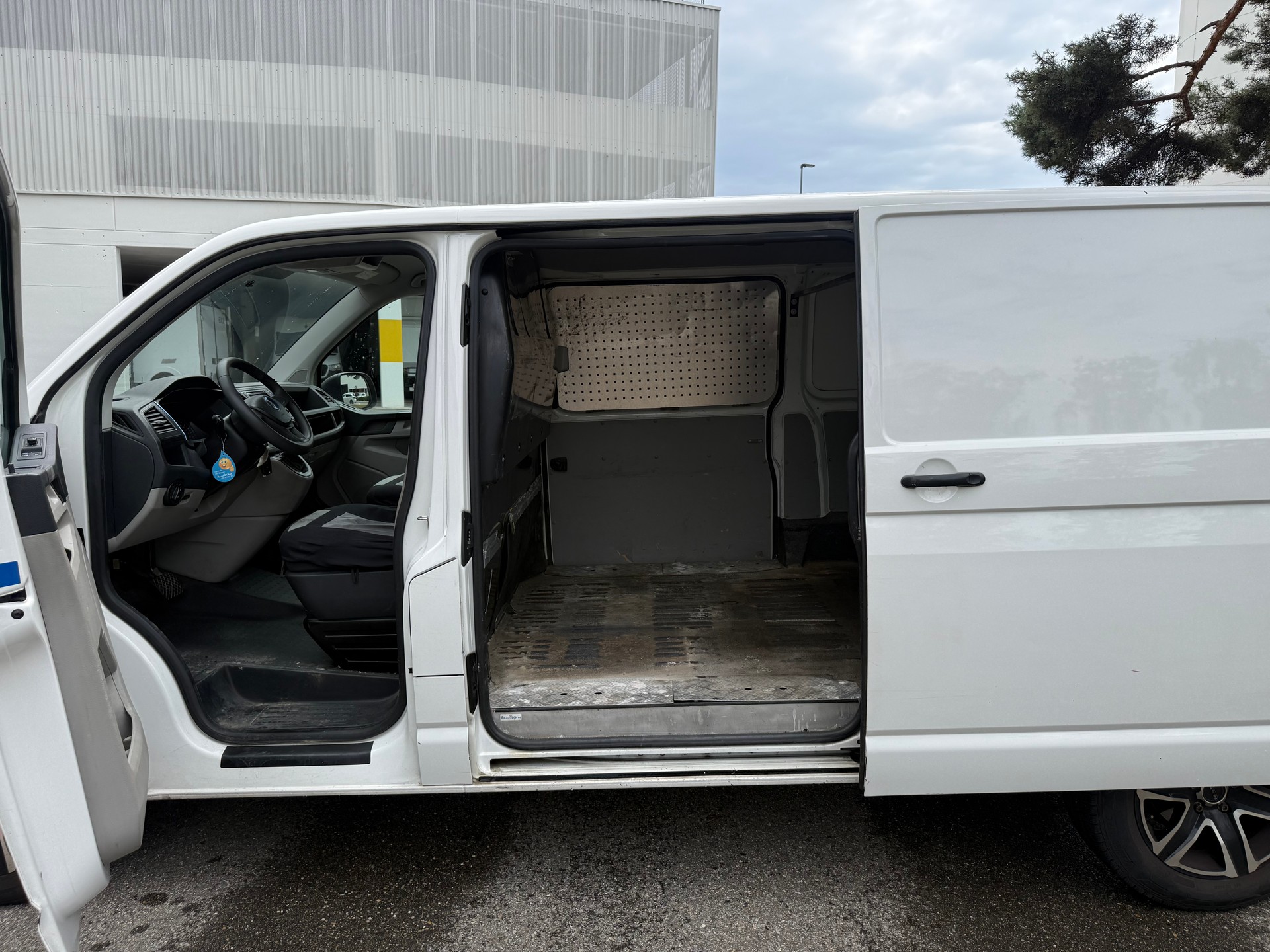 VW T6 2.0 Bi-TDI 4Motion DSG-image-6