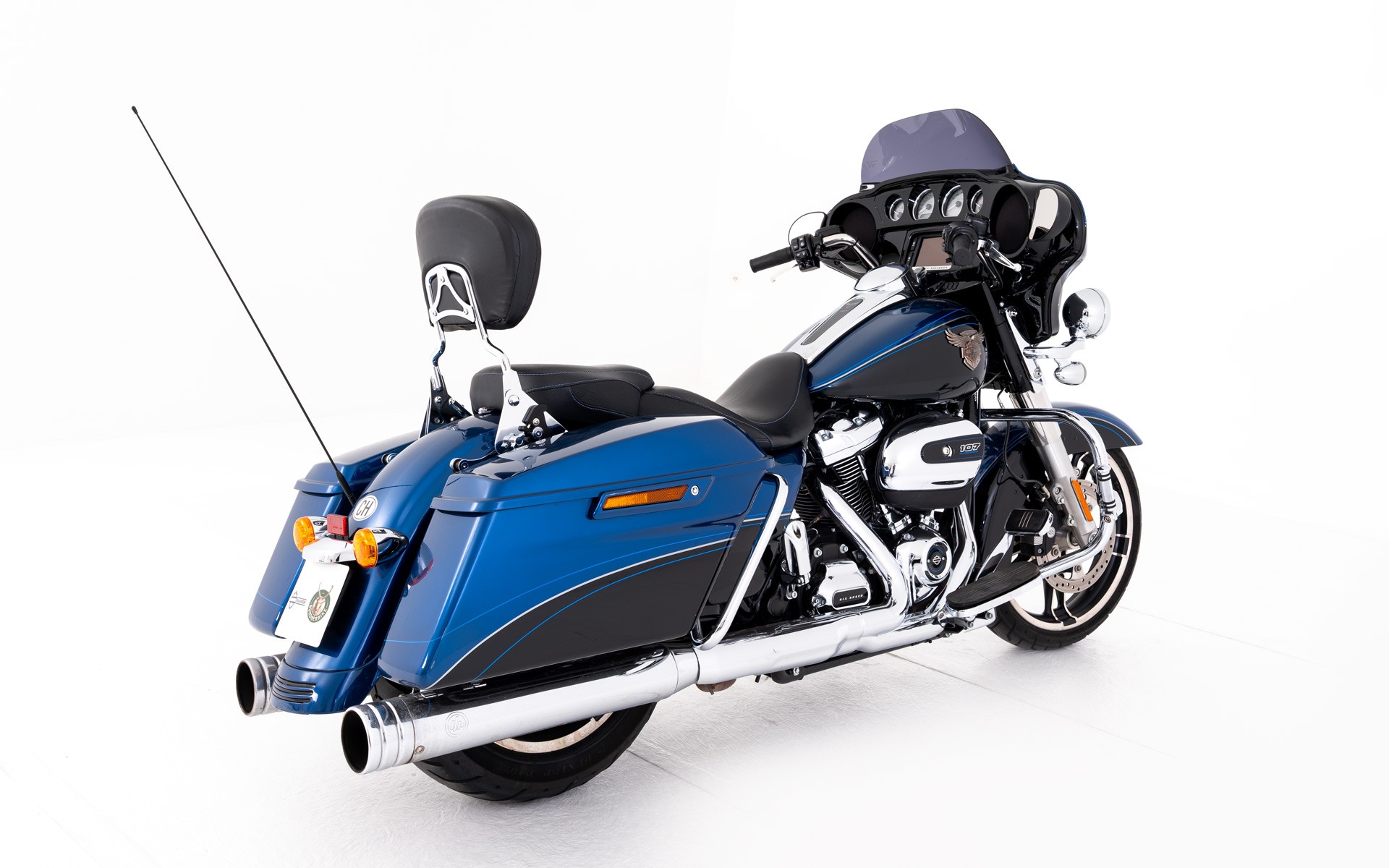HARLEY-DAVIDSON FLHX Street Glide 107 ABS-showroom-element-2
