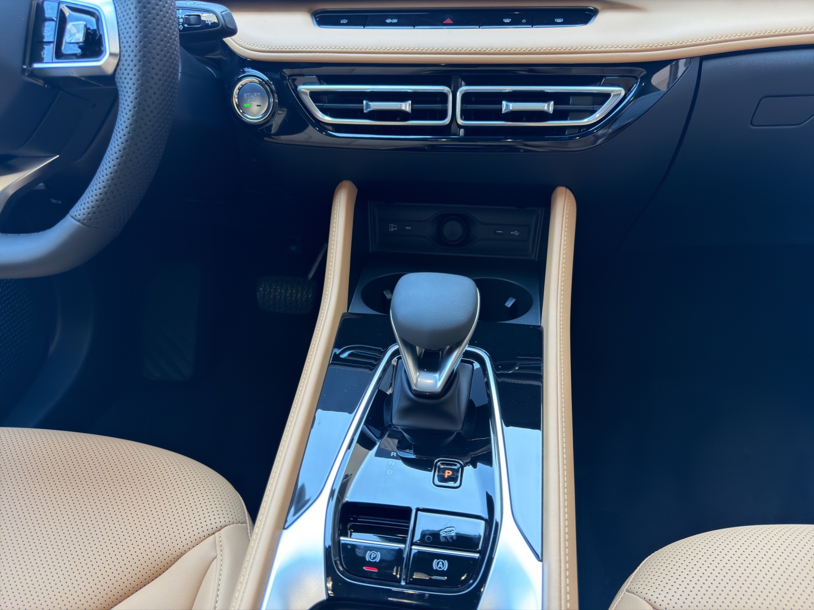MG HS 1.5 Hybrid Luxury-image-11