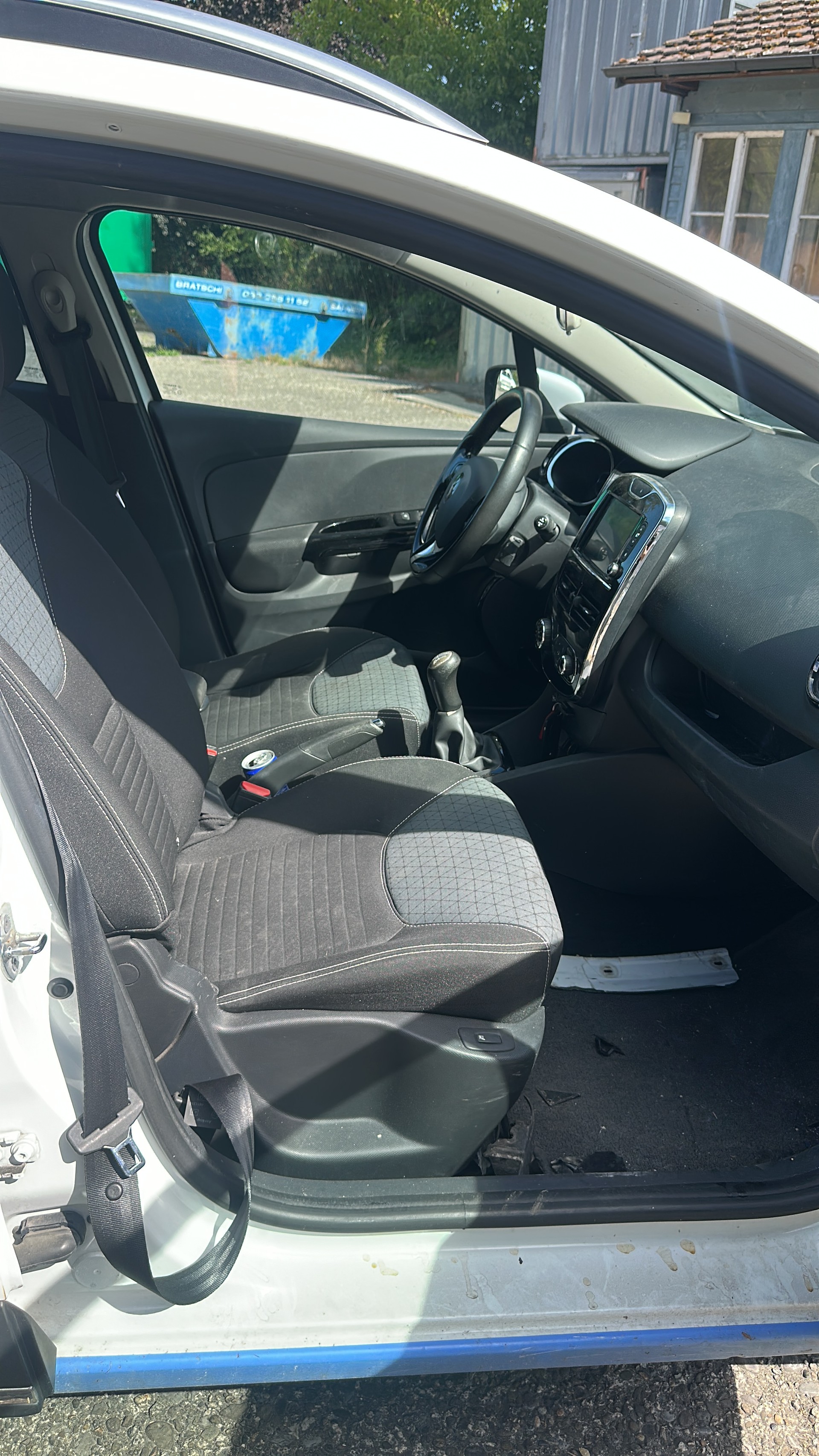 RENAULT Clio Grandtour 1.5 dCi Authentique-image-10