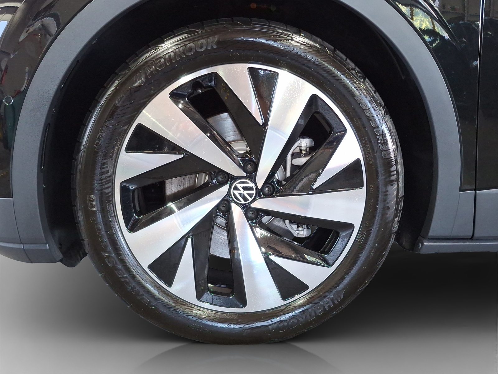 VW ID.4 Pro 77 kWh 4 Motion-image-15