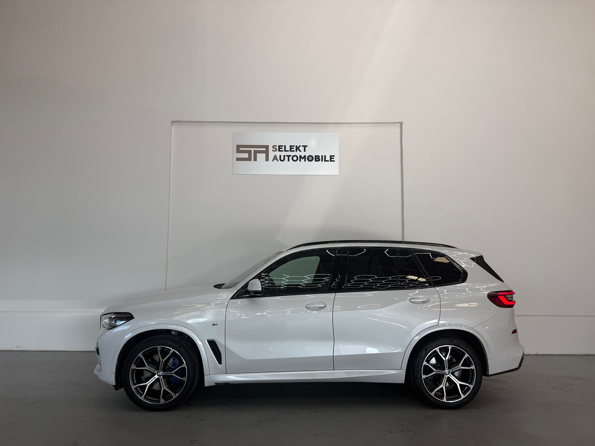 BMW X5 xDrive 48V 30d M Sport Steptronic-image-3