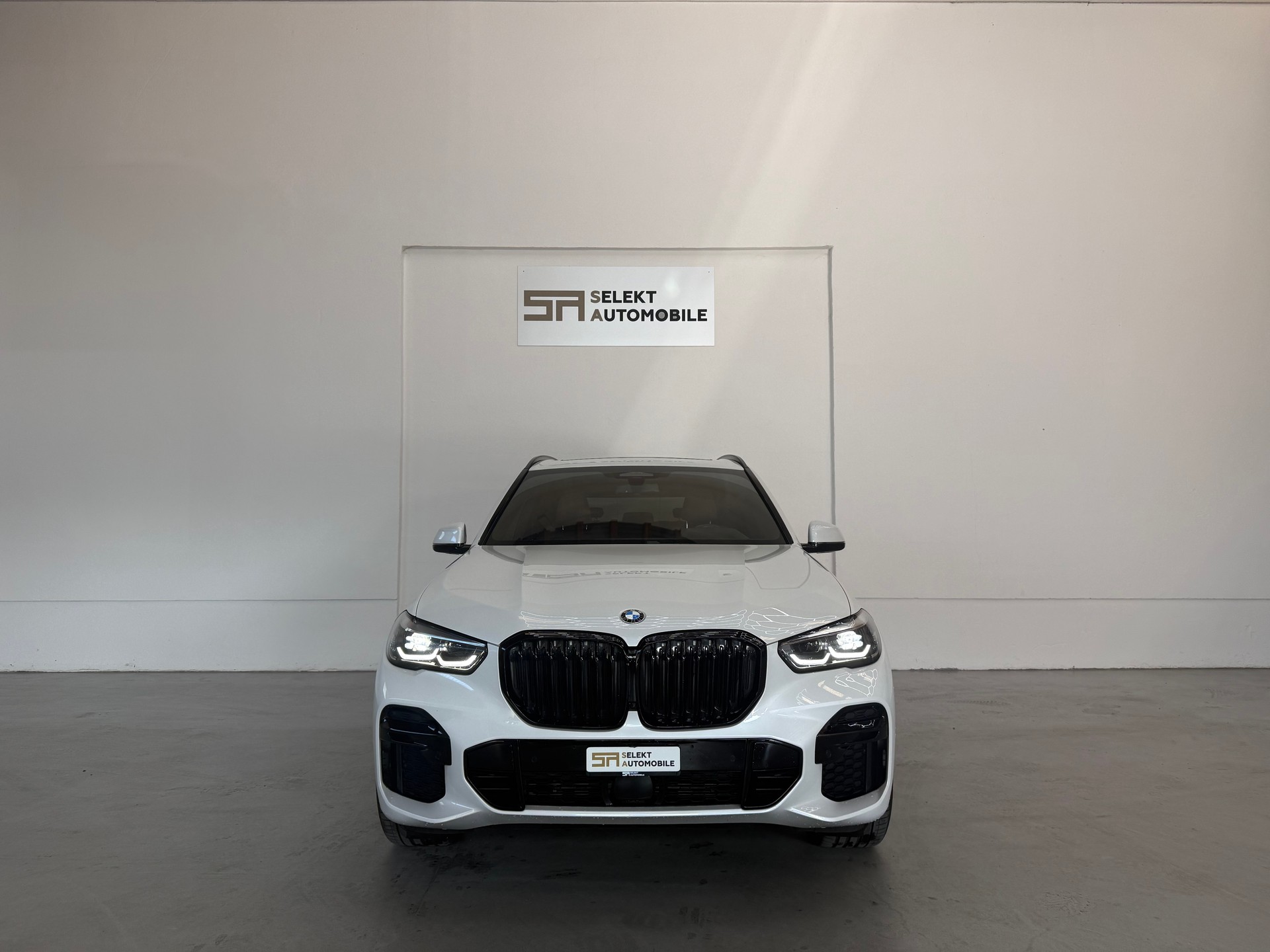 BMW X5 xDrive 48V 30d M Sport Steptronic-image-2