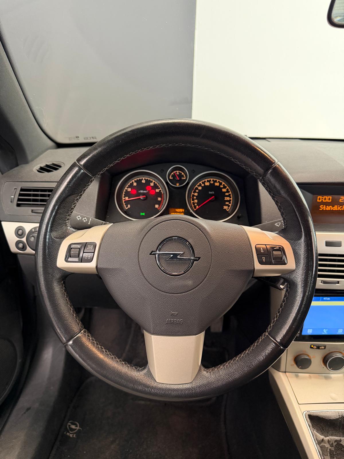 OPEL Astra TT 1.8i 16V Cosmo ***CH-Fahrzeug***-image-7