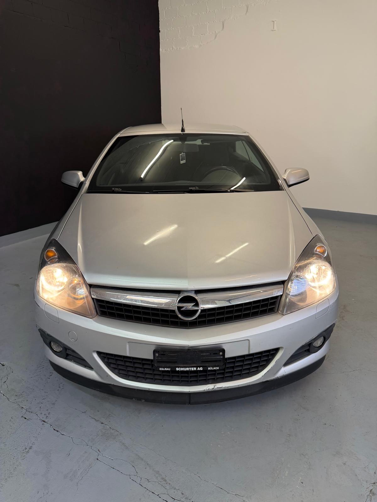 OPEL Astra TT 1.8i 16V Cosmo ***CH-Fahrzeug***-image-1