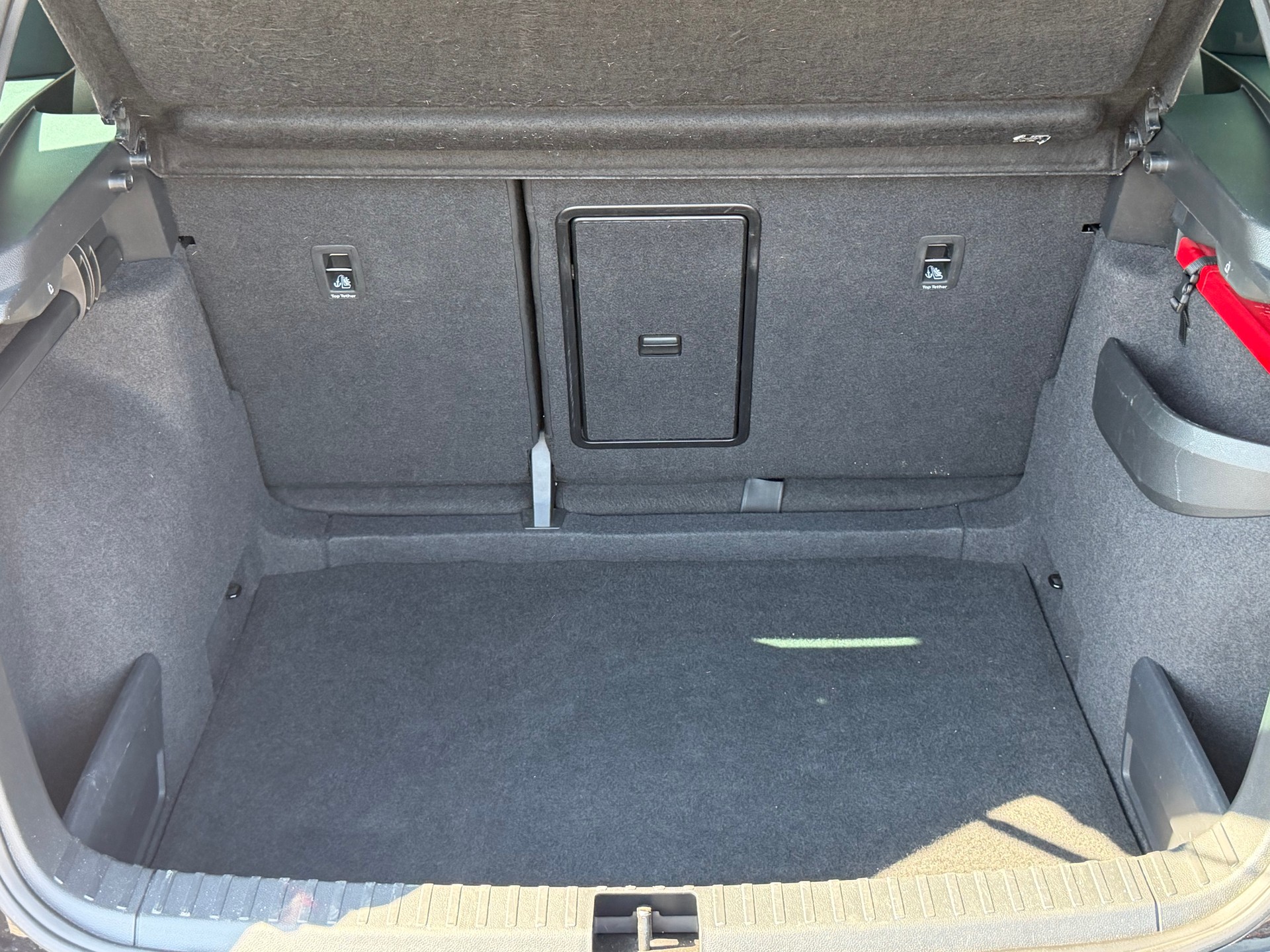 SKODA Karoq 1.5 TSI SportLine DSG-image-8