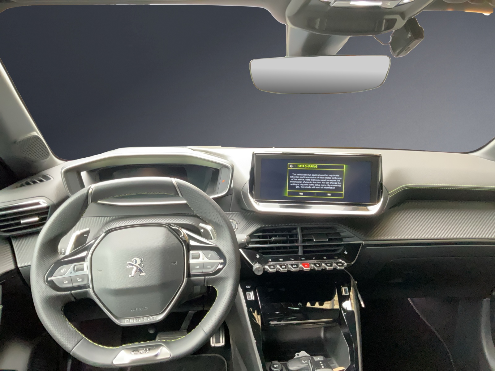 PEUGEOT 208 1.2 PureTech GT EAT8-image-10