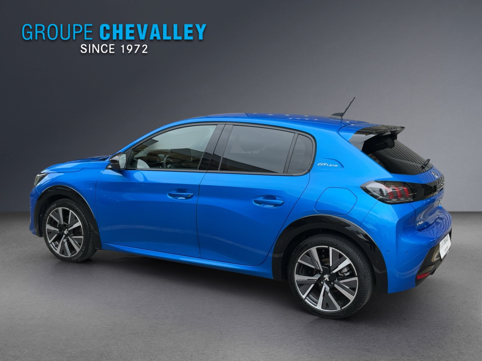 PEUGEOT 208 1.2 PureTech GT EAT8-showroom-element-3