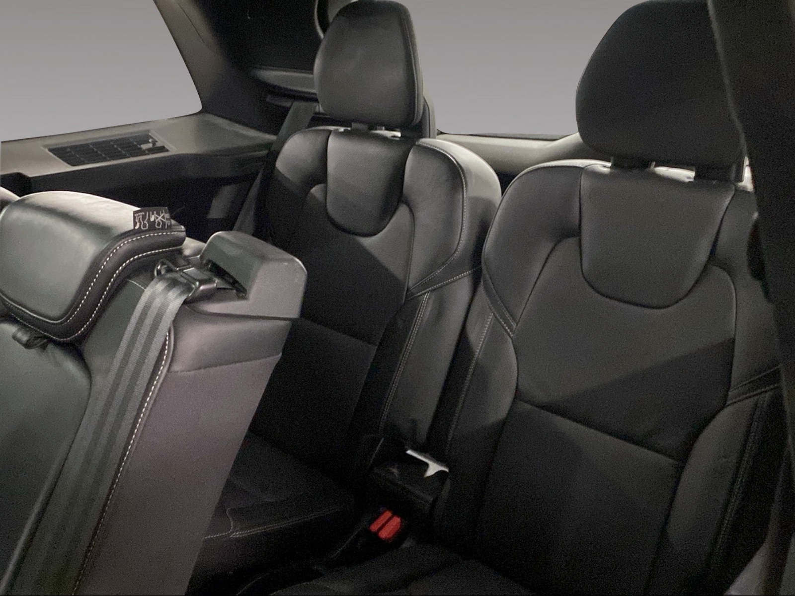 VOLVO XC90 2.0 T8 TE Ultimate Dark 7P. eAWD-image-9