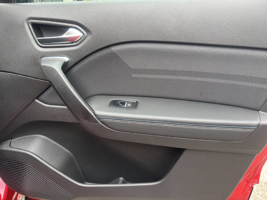 RENAULT Captur 1.8 E-Tech esprit Alpine-image-10