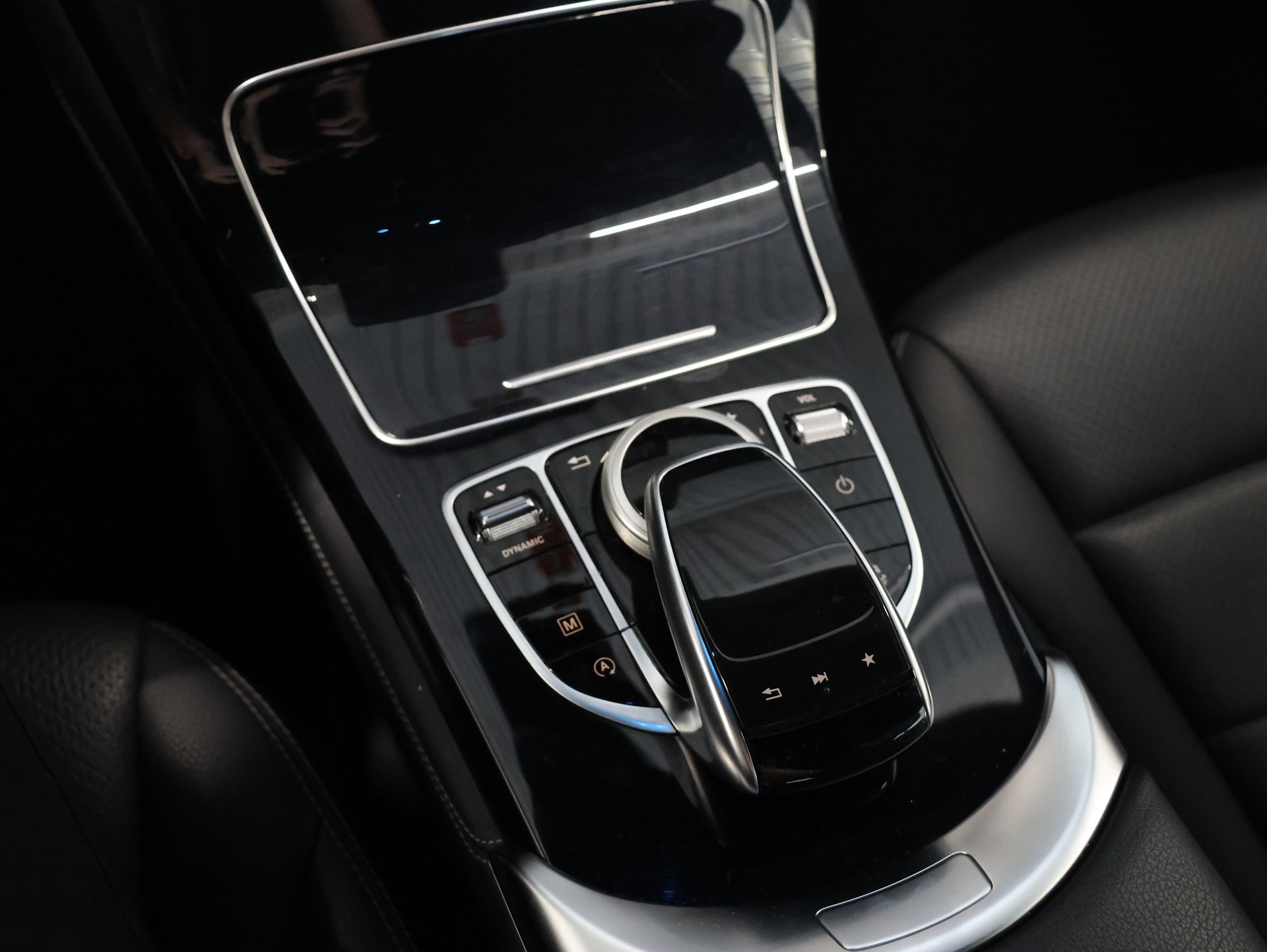 MERCEDES-BENZ GLC Coupé 250 d 4Matic 9G-Tronic *360 Kamera* *Sitzheizung*-image-18