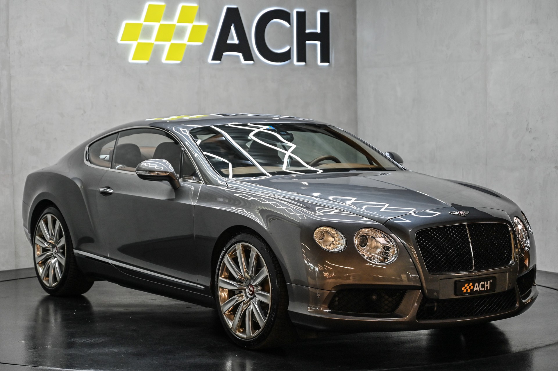 BENTLEY Continental GT 4.0 V8-image-0
