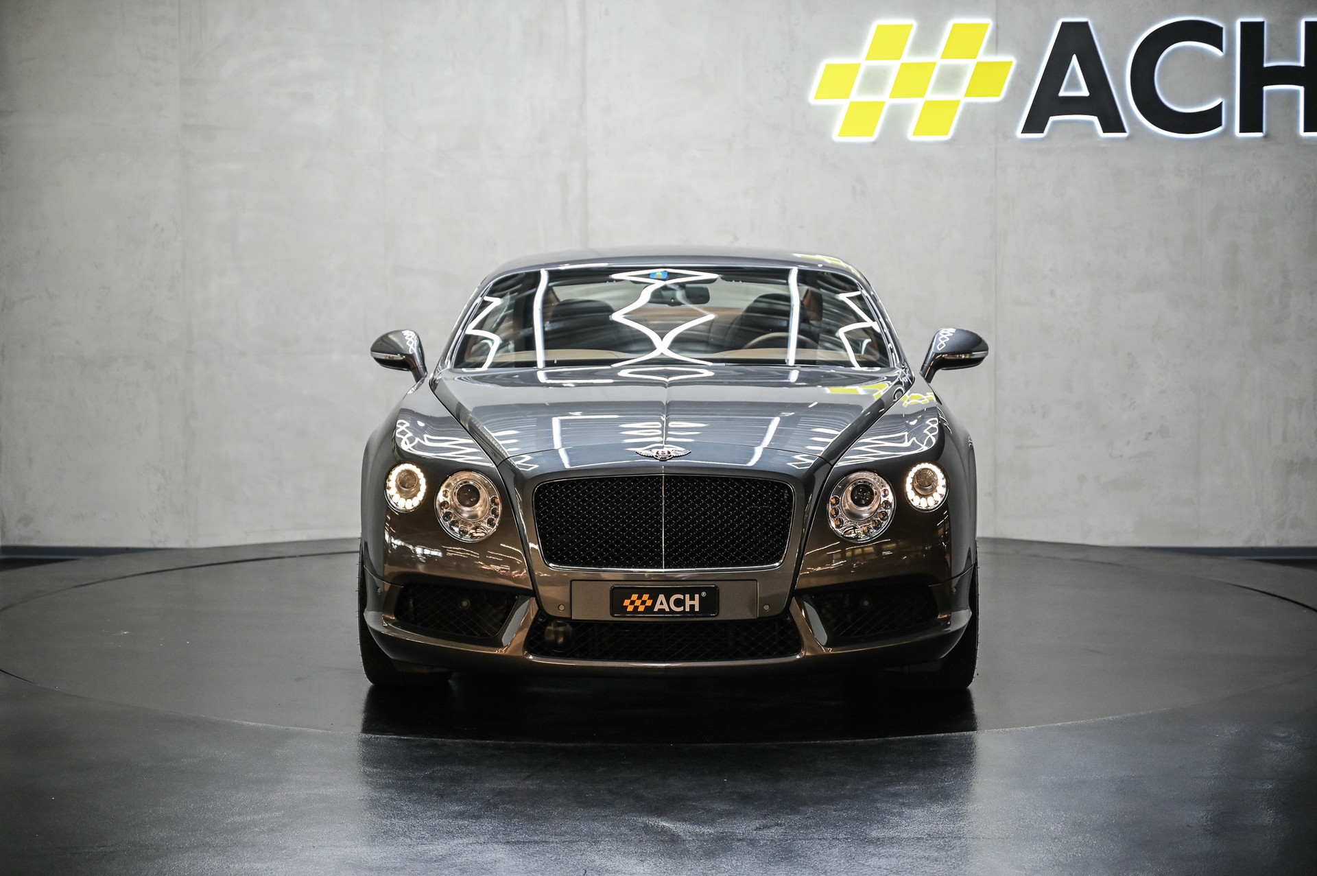 BENTLEY Continental GT 4.0 V8-image-1