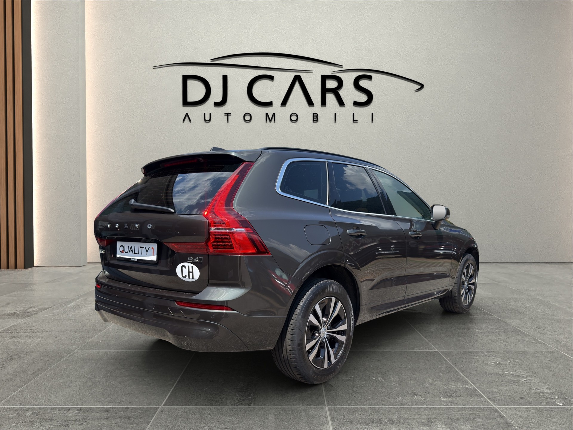VOLVO XC60 B4 Diesel Mild Hybrid AWD Momentum Geartronic-image-6