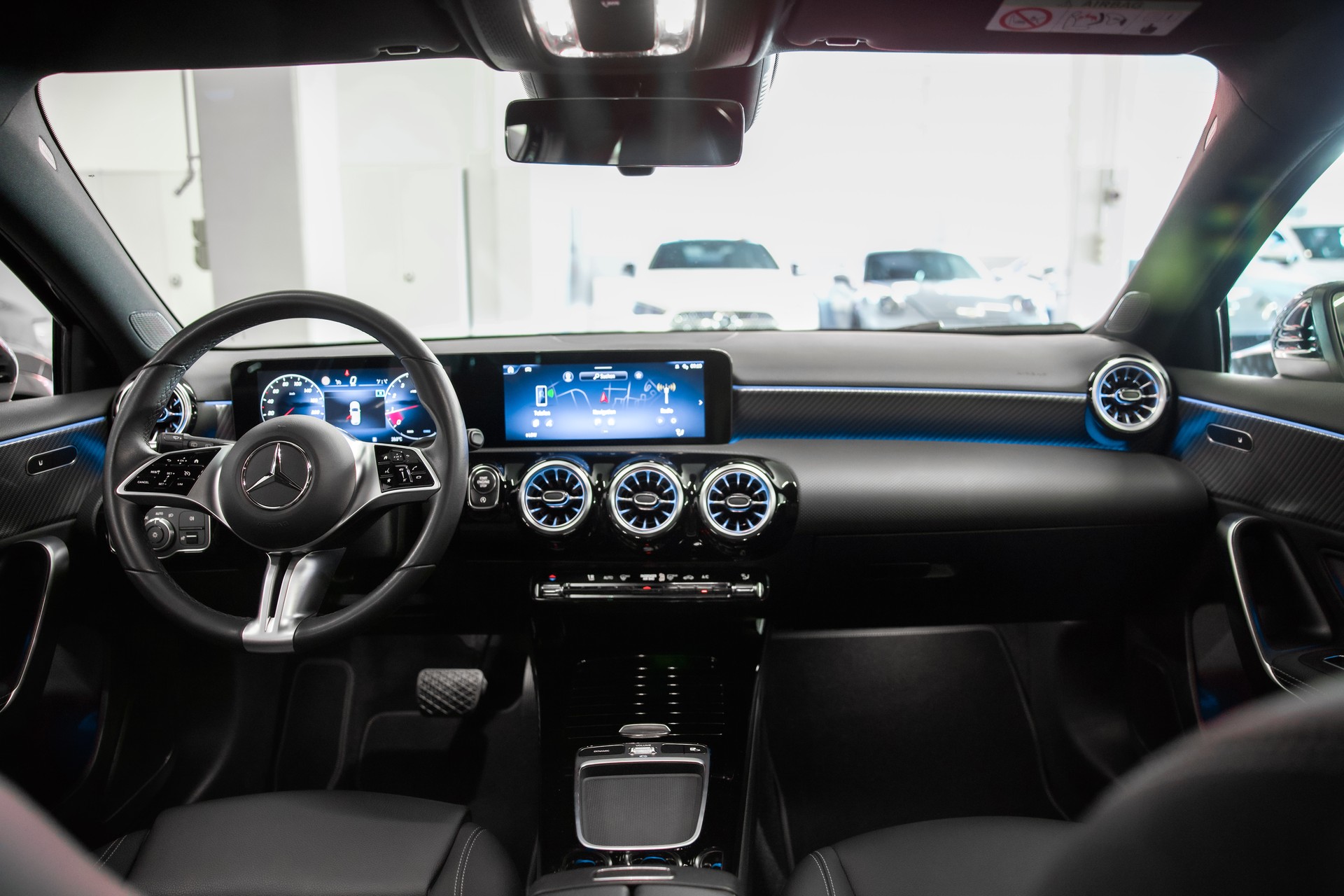MERCEDES-BENZ A 250 Progressive 4matic-image-16