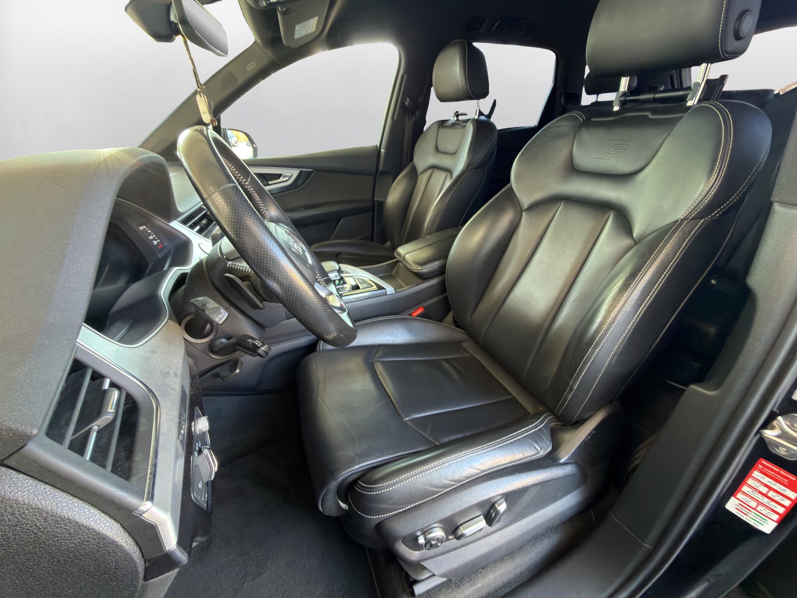 AUDI Q7 3.0 TDI quattro tiptronic-image-9