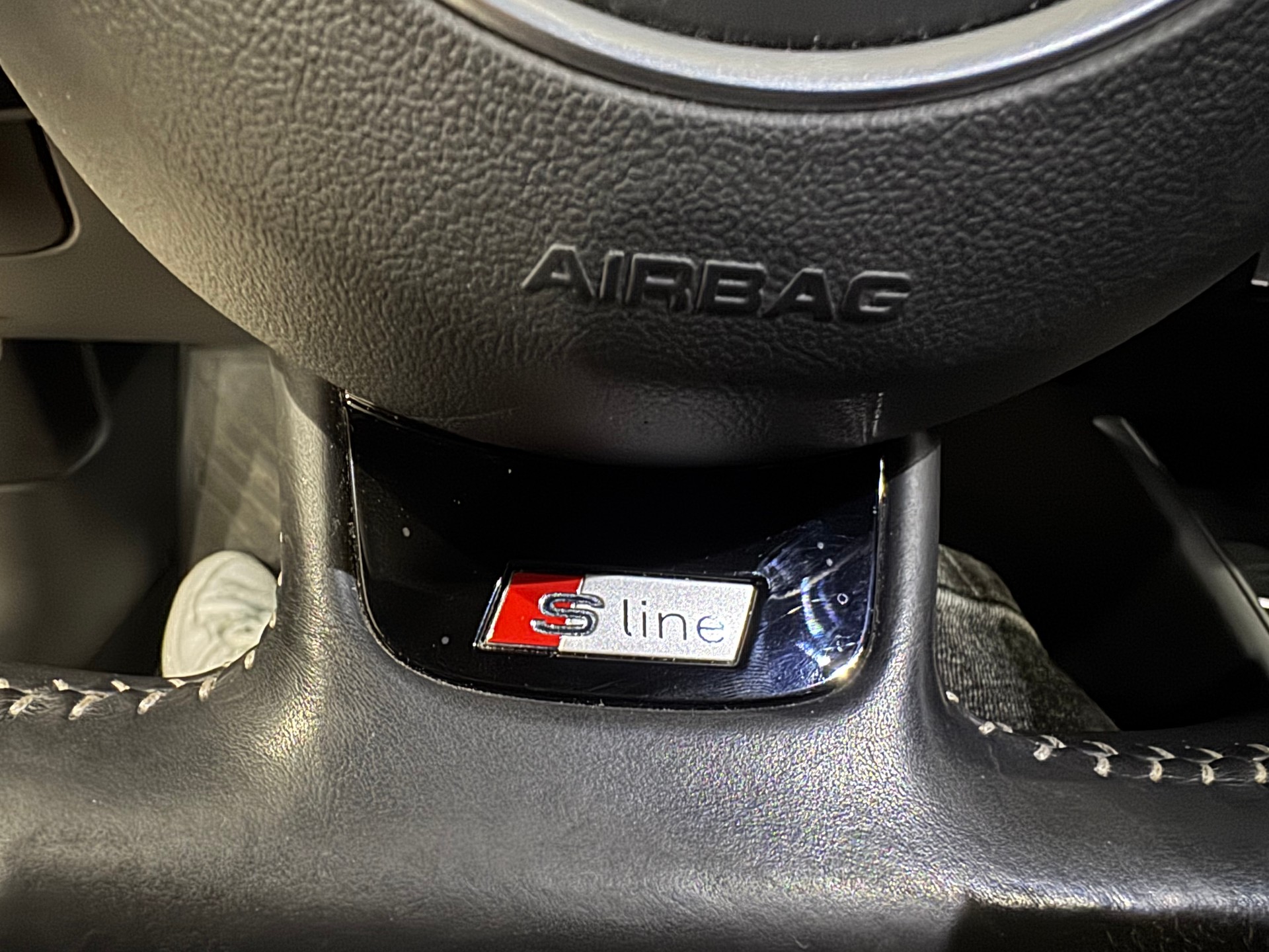 AUDI A3 Sportback 1.4 e-tron S-Line S-tronic | 1.Hand | CH |-image-21