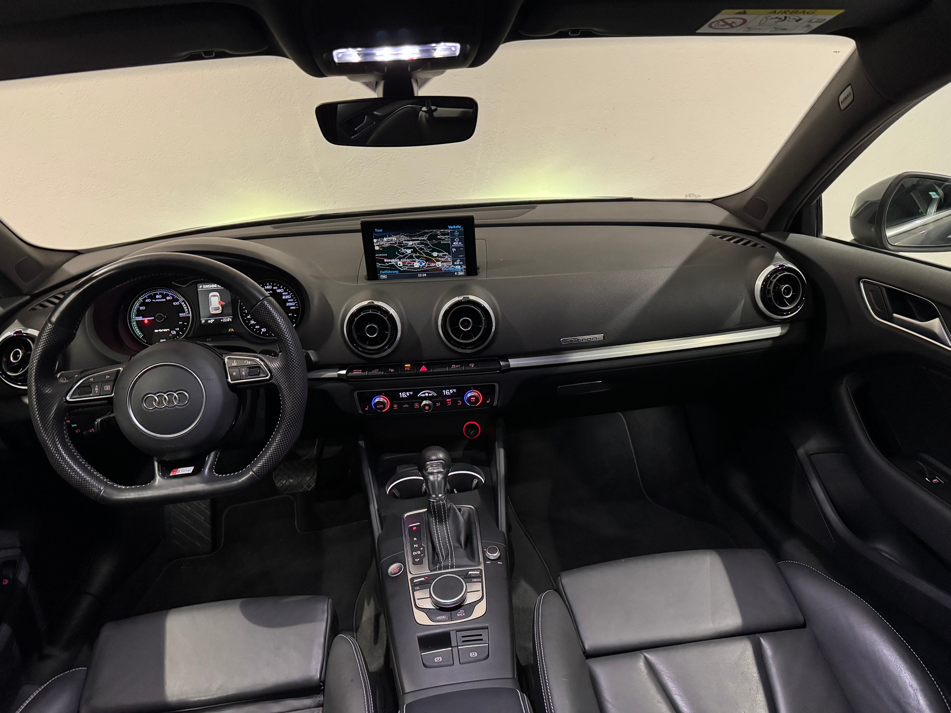 AUDI A3 Sportback 1.4 e-tron S-Line S-tronic | 1.Hand | CH |-image-12