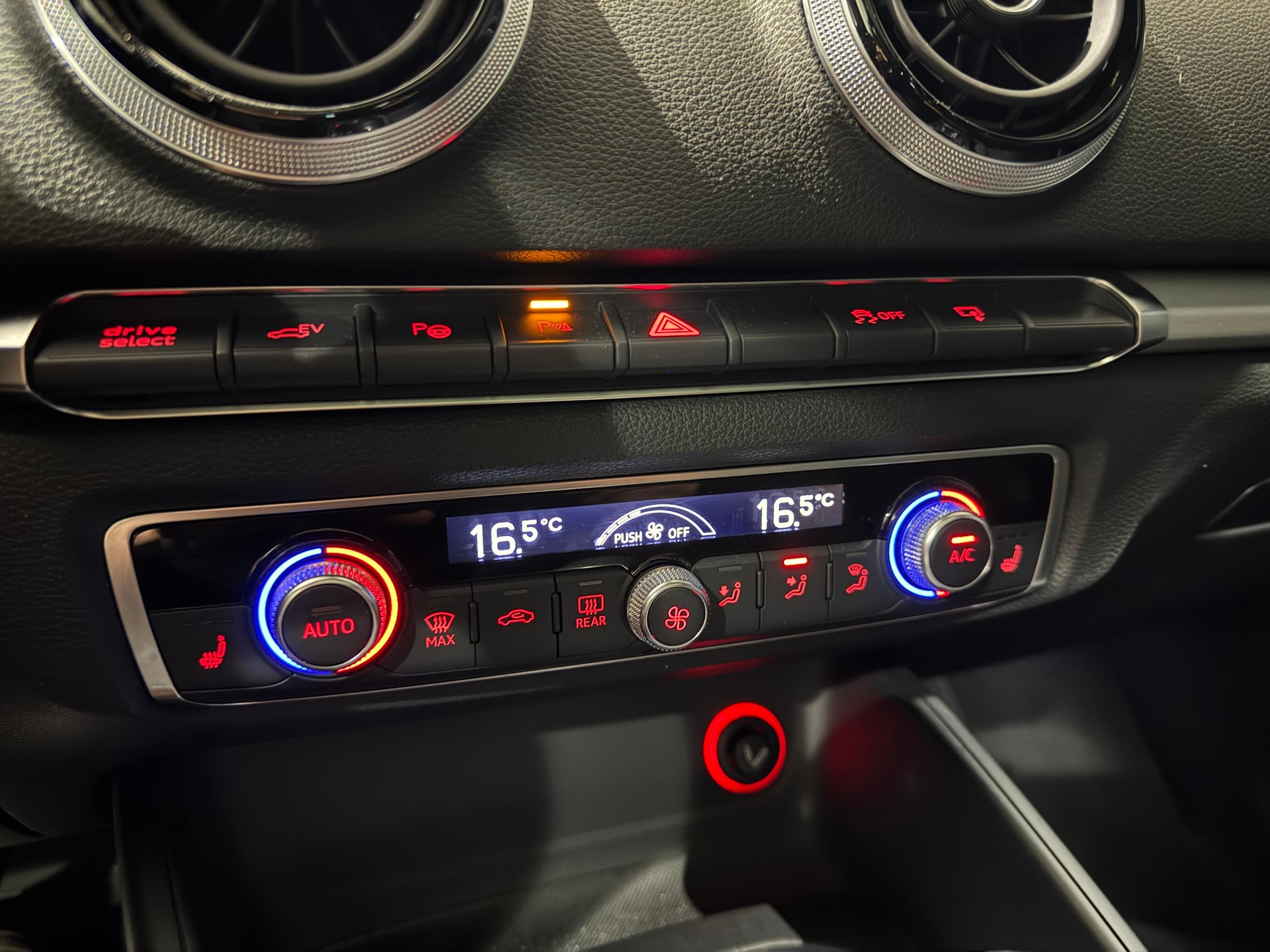 AUDI A3 Sportback 1.4 e-tron S-Line S-tronic | 1.Hand | CH |-image-20