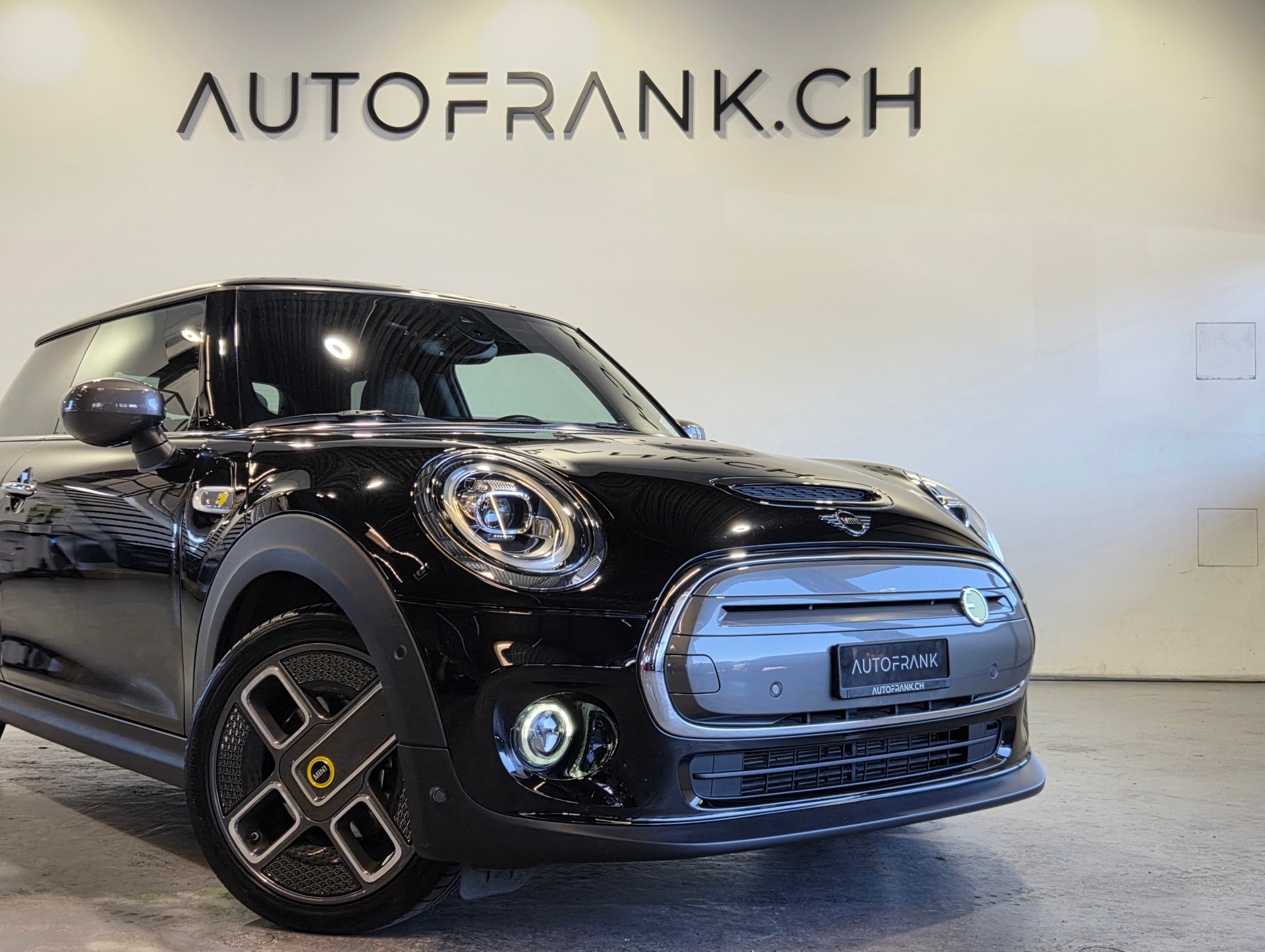 MINI Mini F56 Cooper SE-image-1