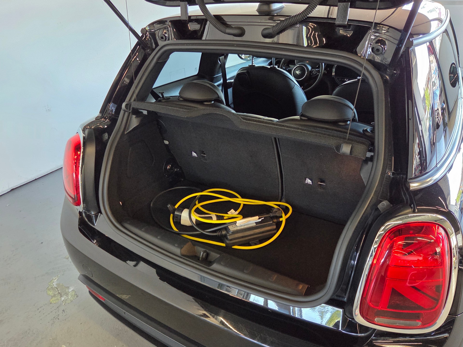 MINI Mini F56 Cooper SE-image-20