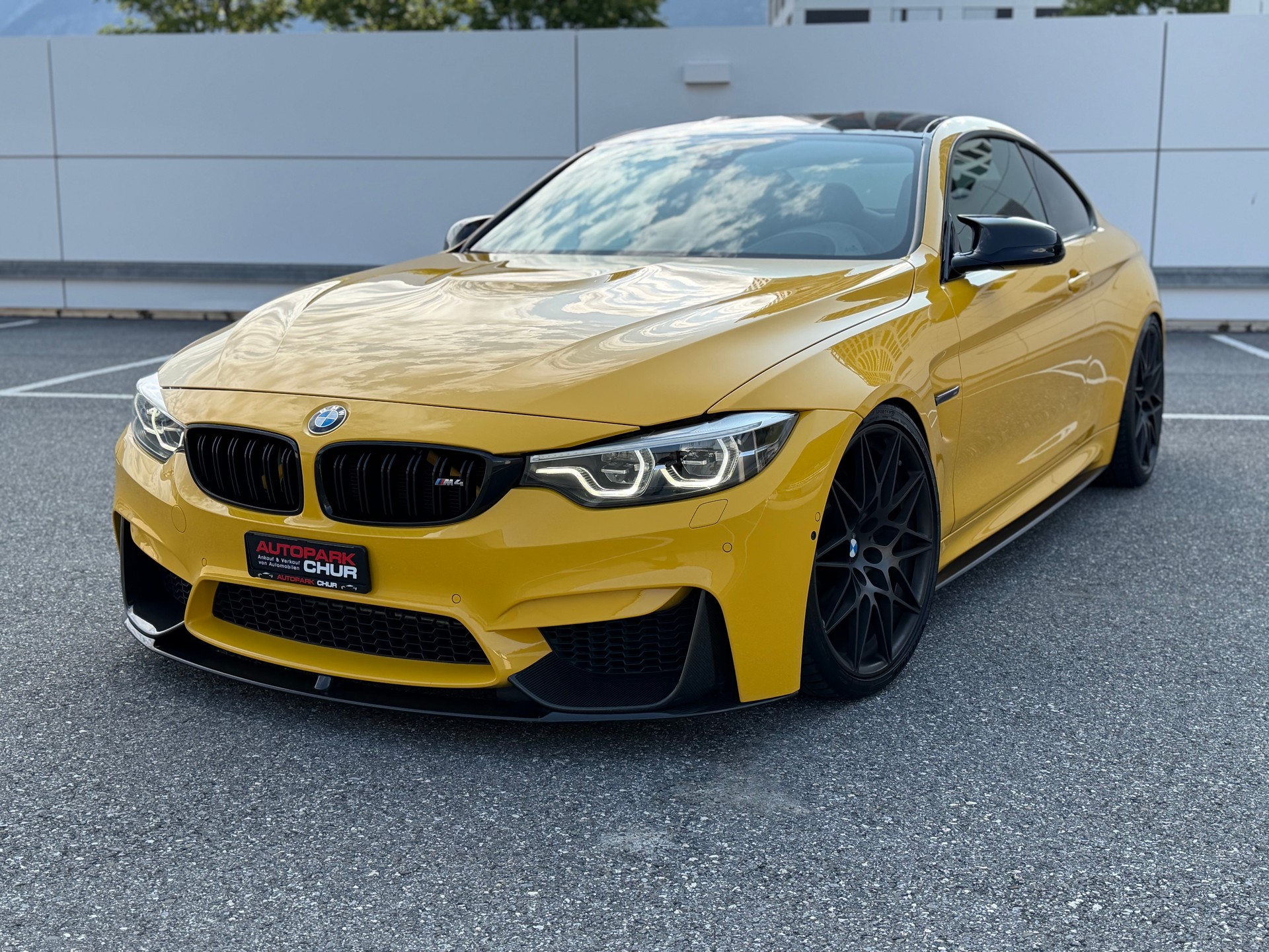 BMW M4 Coupé Competition DKG