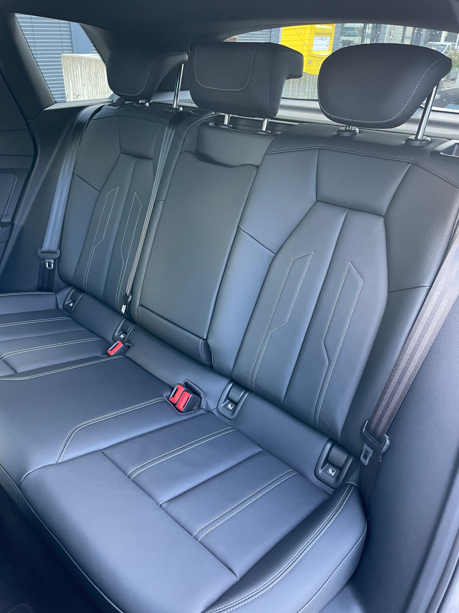 AUDI Q4 e-tron 35-image-14