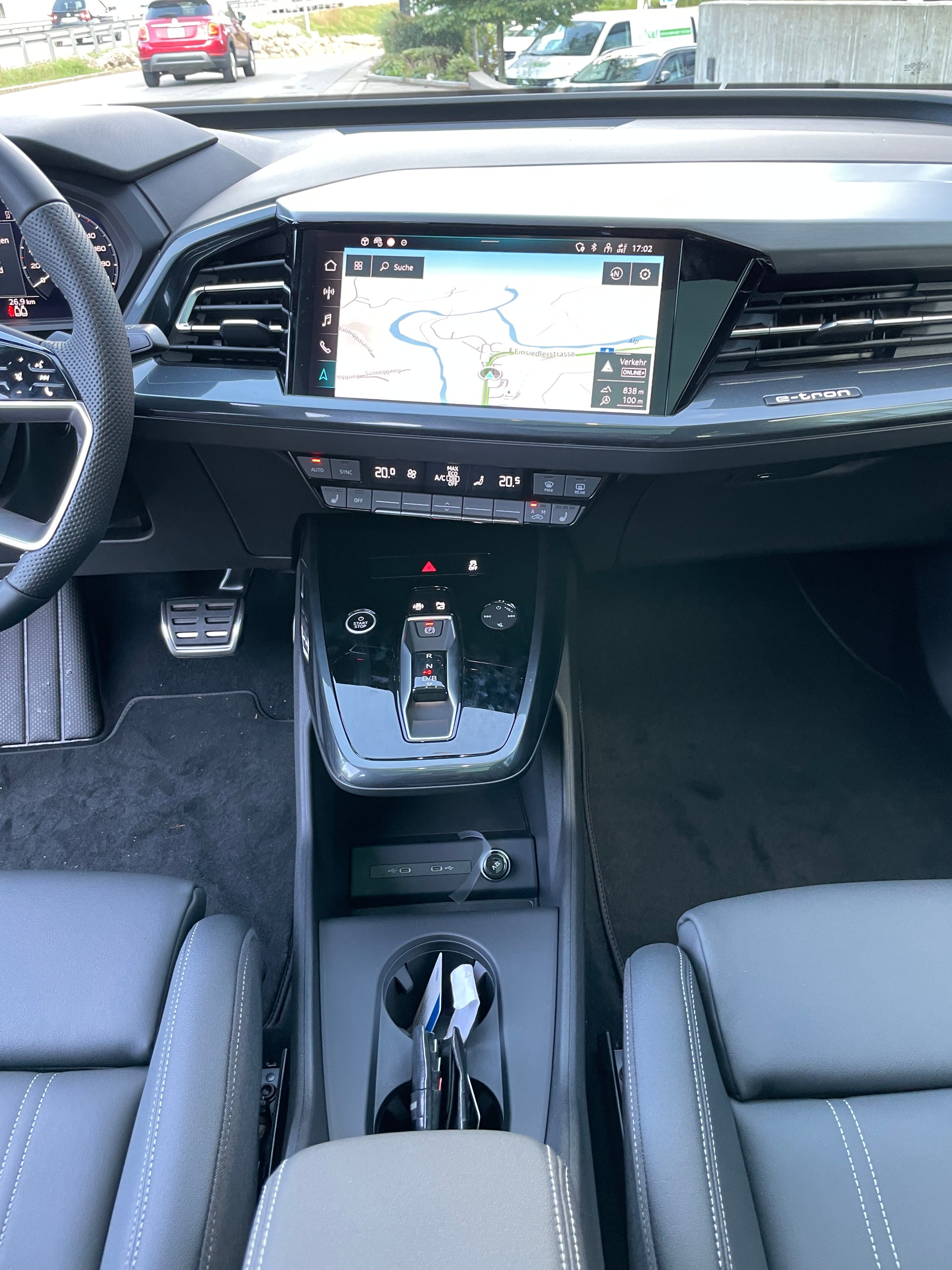 AUDI Q4 e-tron 35-image-16