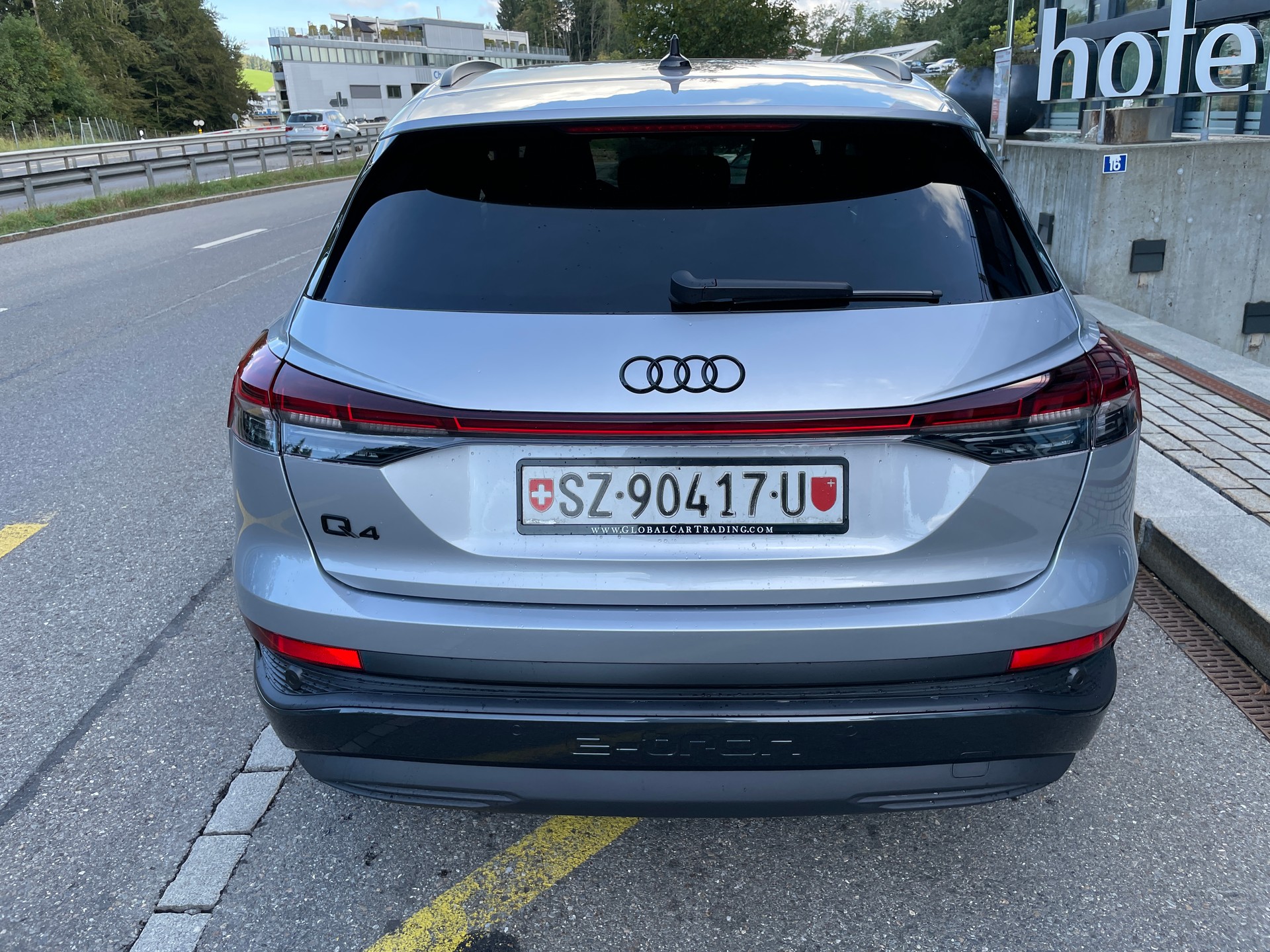 AUDI Q4 e-tron 35-image-5